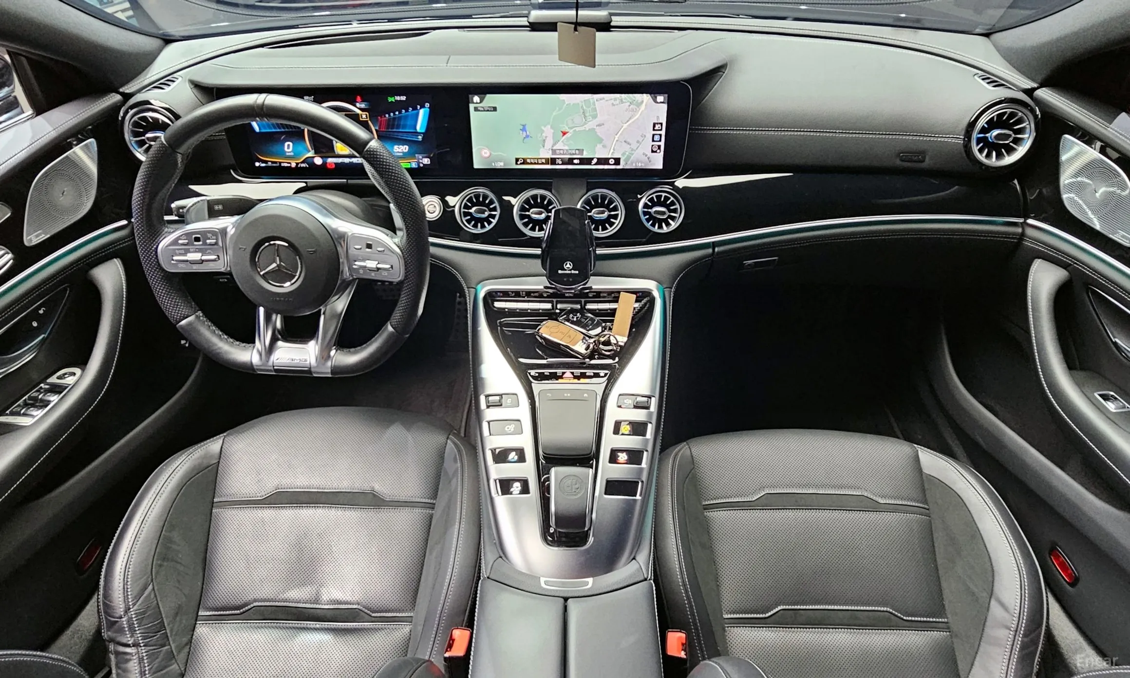 Mercedes Benz AMG GT превью 4