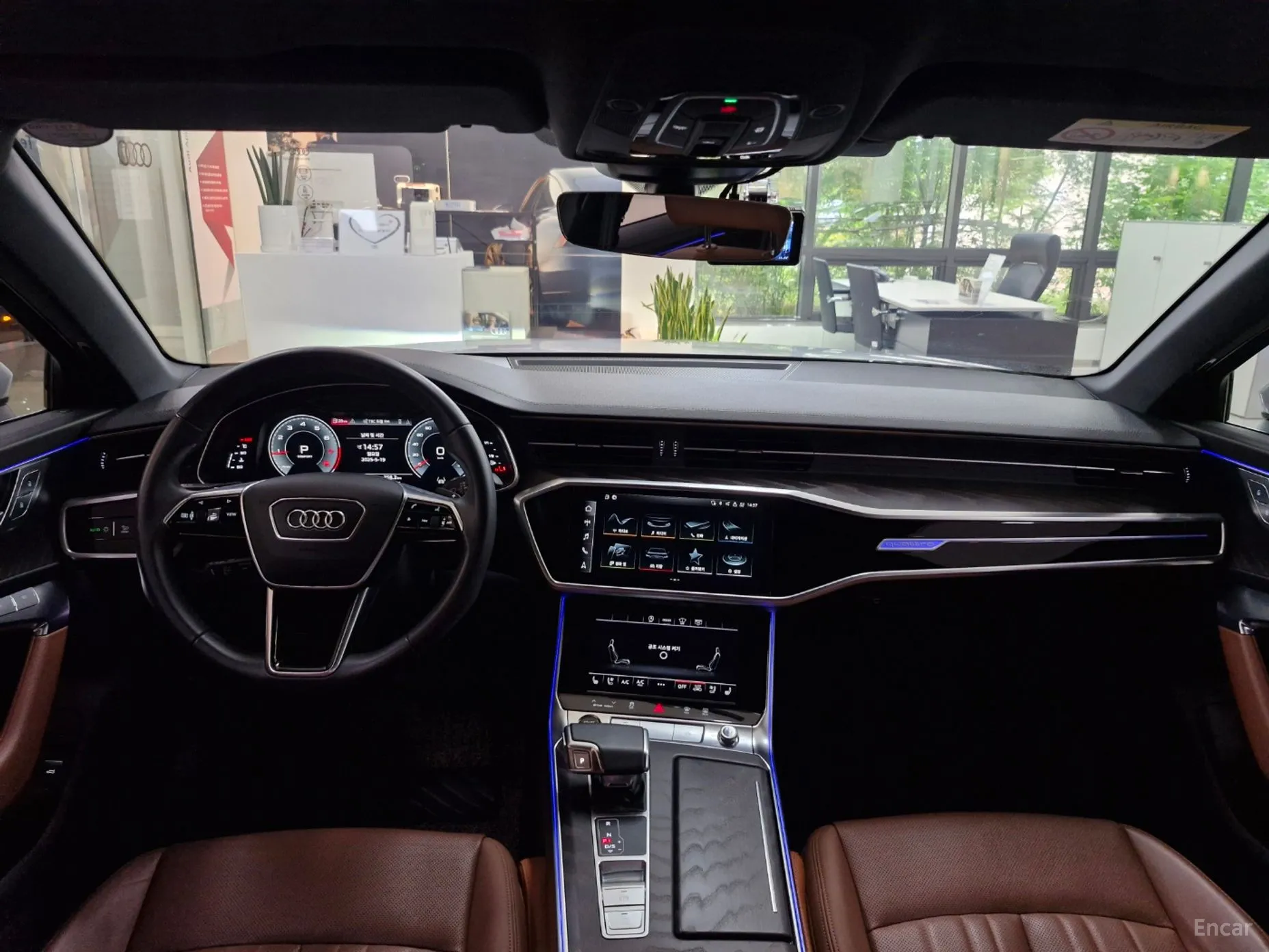 Audi A6 (C8) превью 4