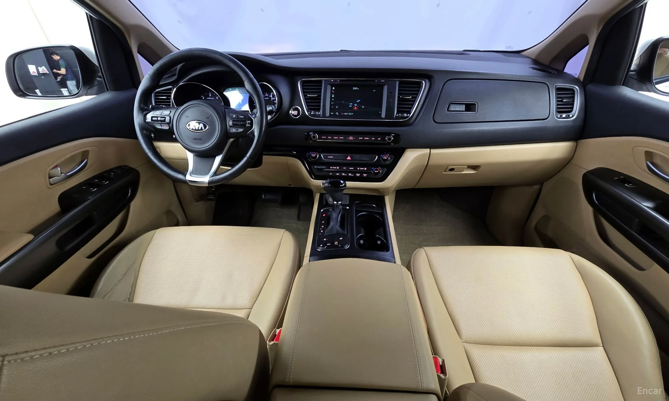 Kia Carnival превью 4