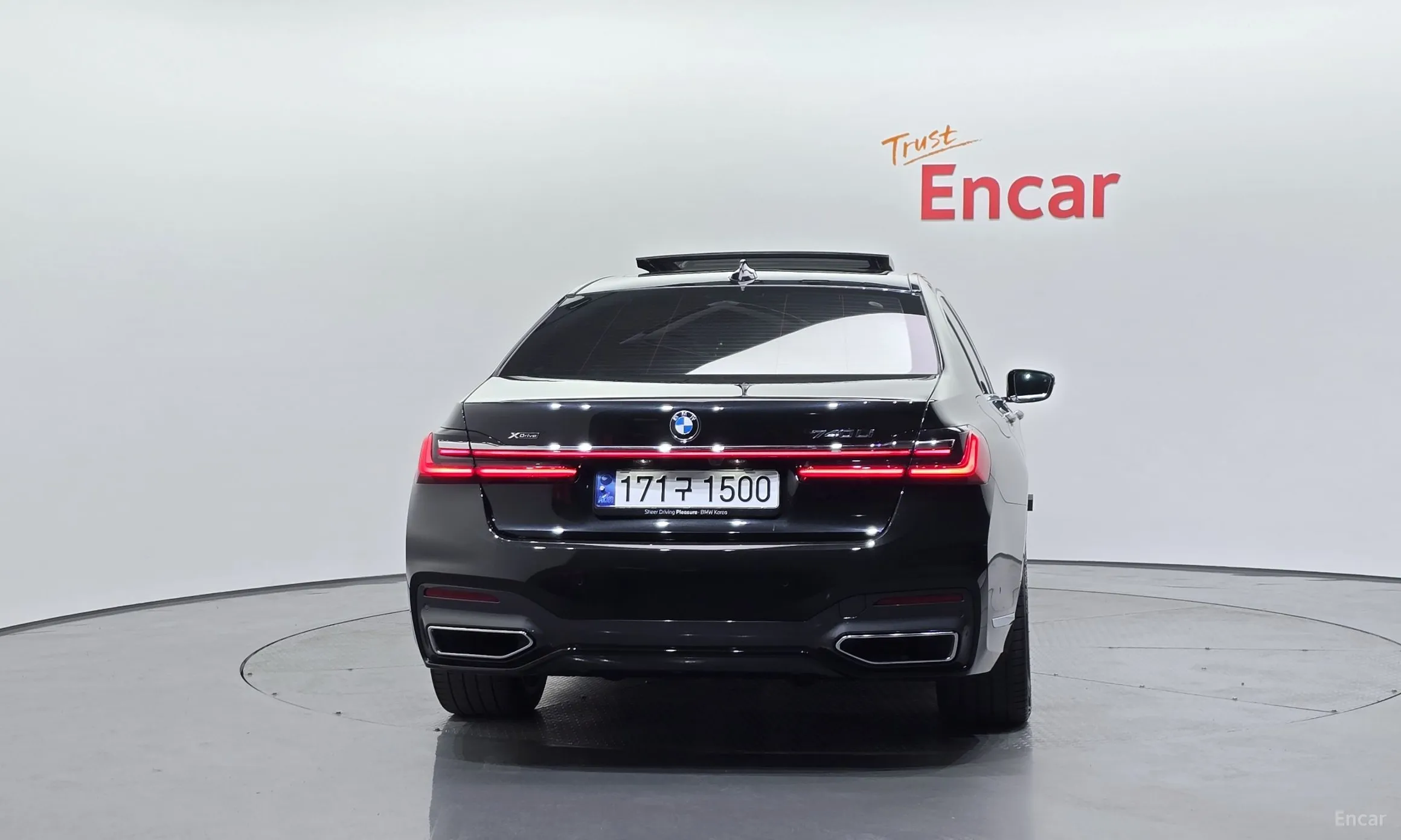 BMW 7 Series (G11) превью 3