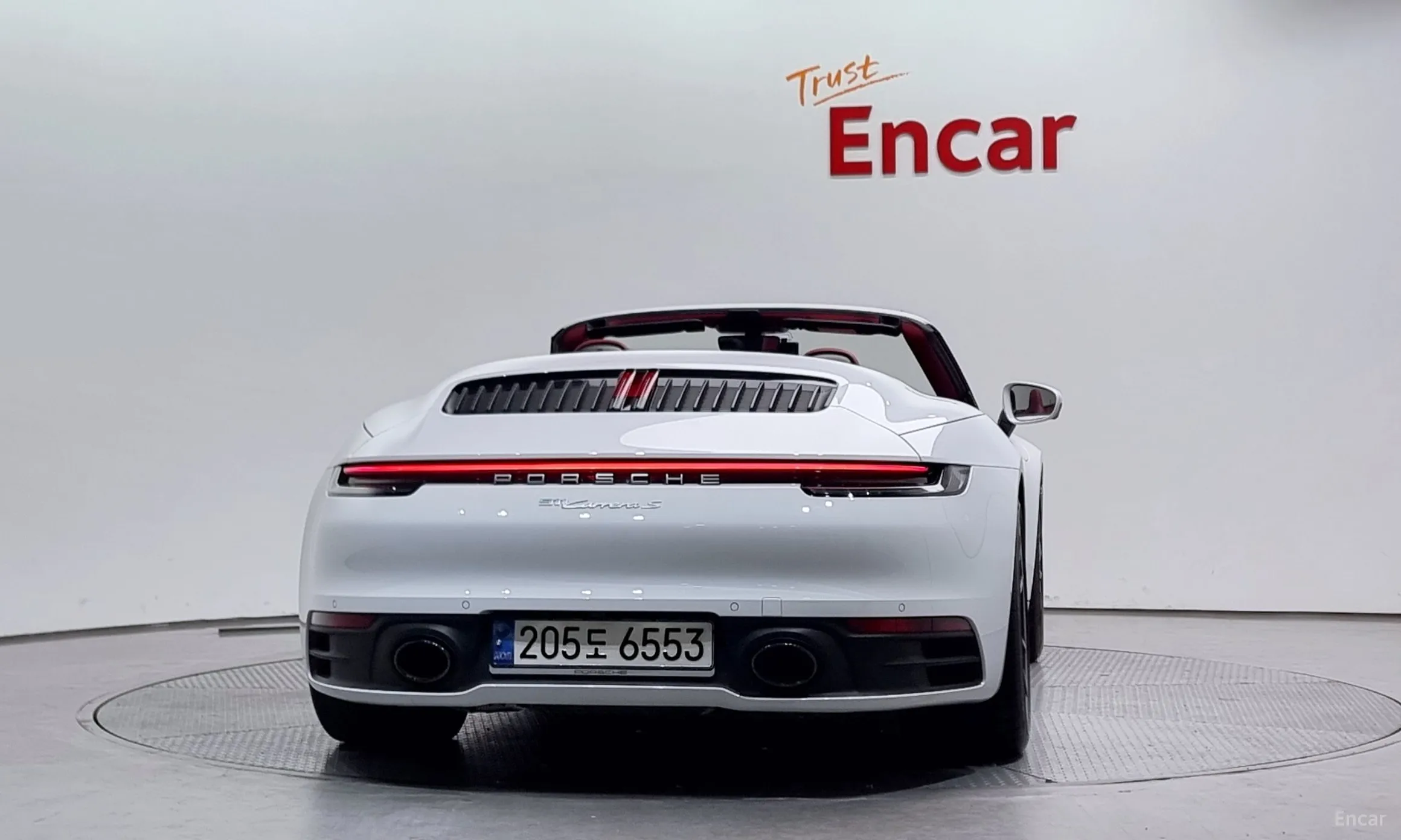 Porsche 911 (992) превью 3