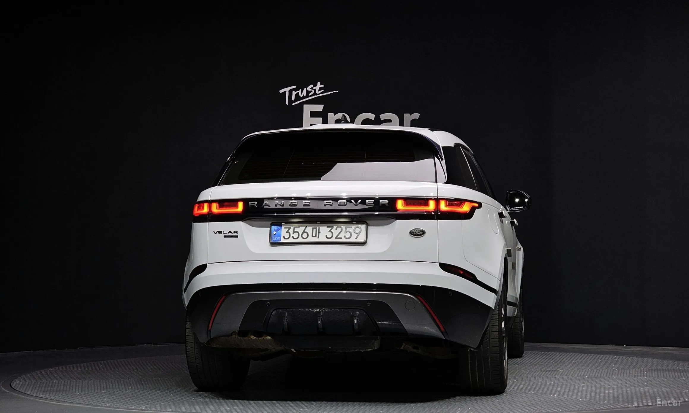 Land Rover Range Rover Bella превью 3
