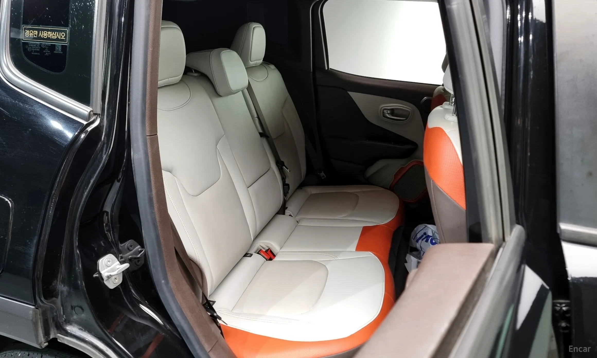 Jeep Renegade превью 12