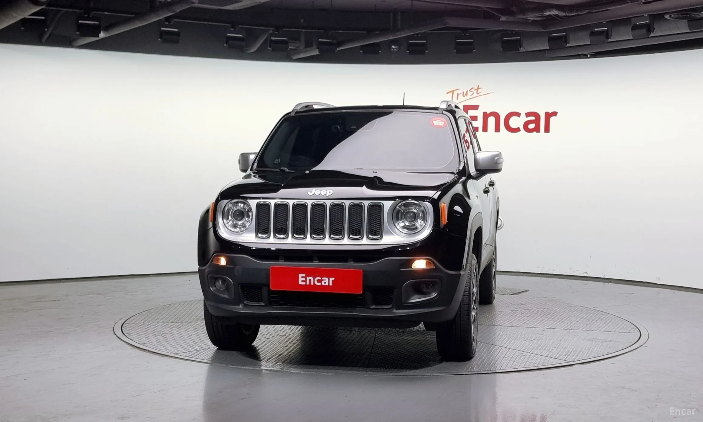 Jeep Renegade превью 3