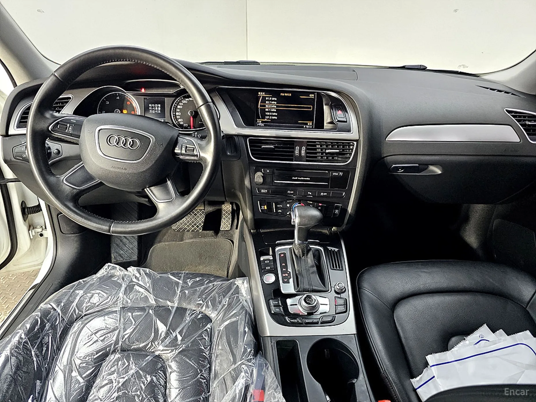 Audi New A4 превью 4