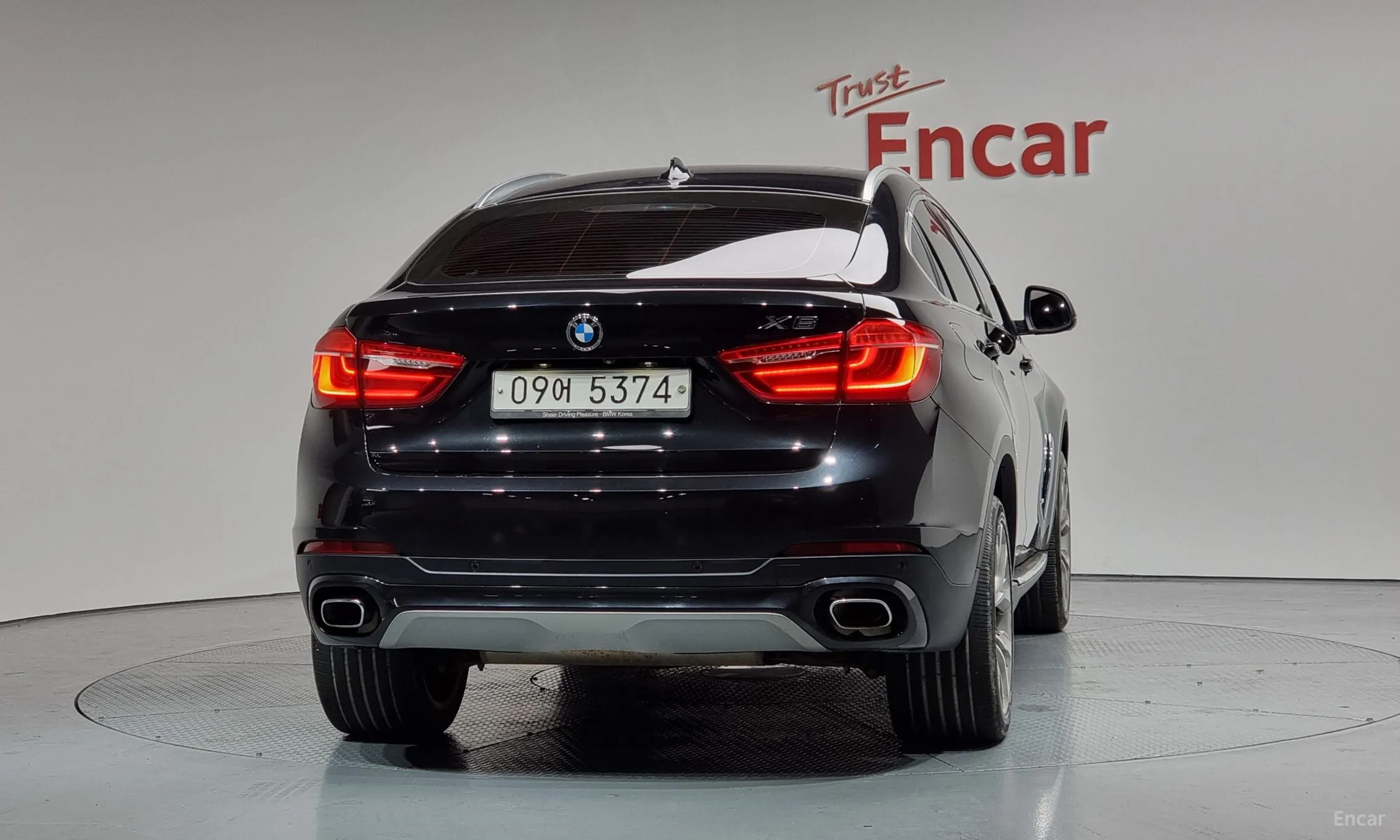 BMW X6 (F16) превью 3