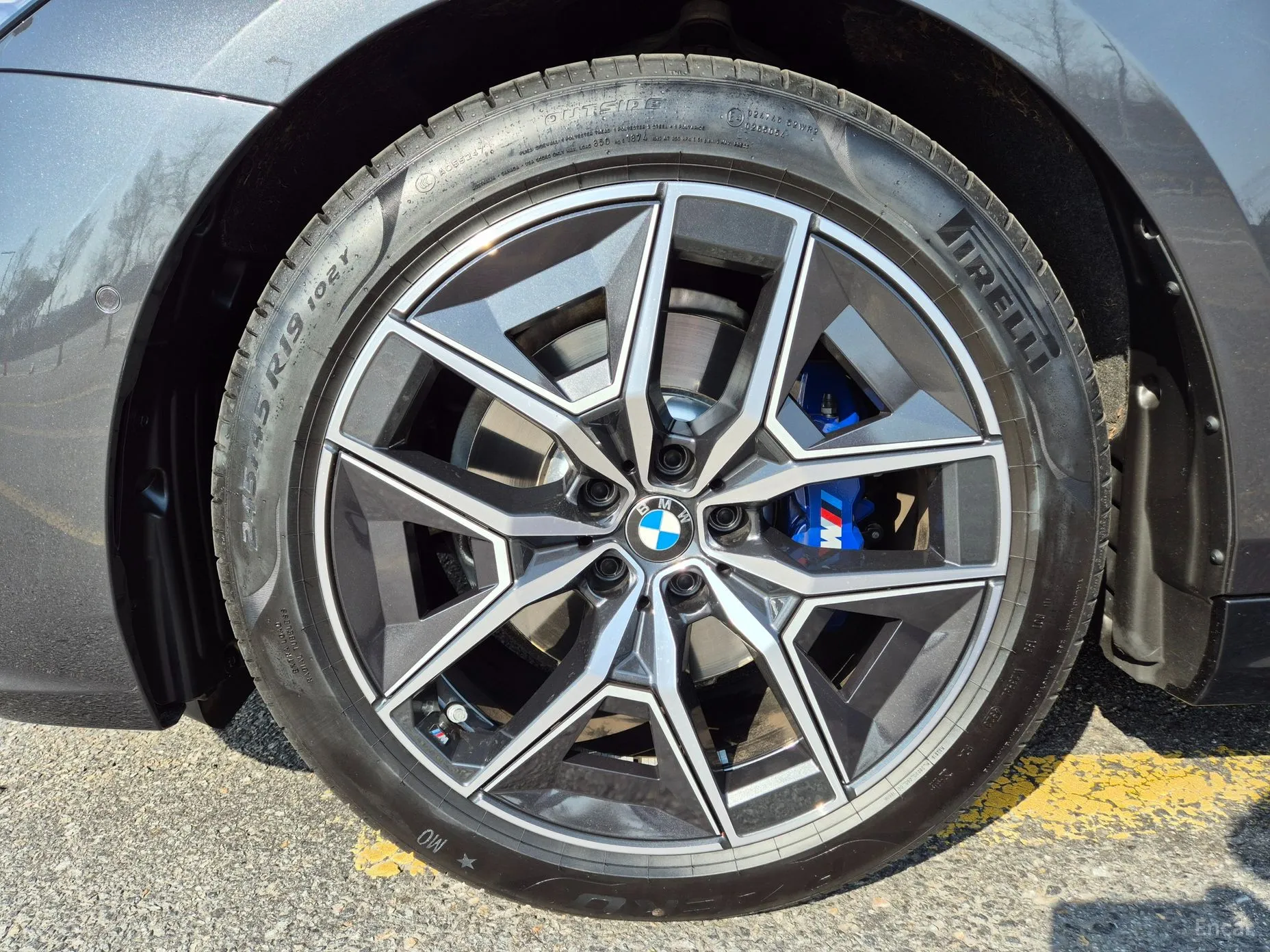 BMW 5 Series (G60) превью 4