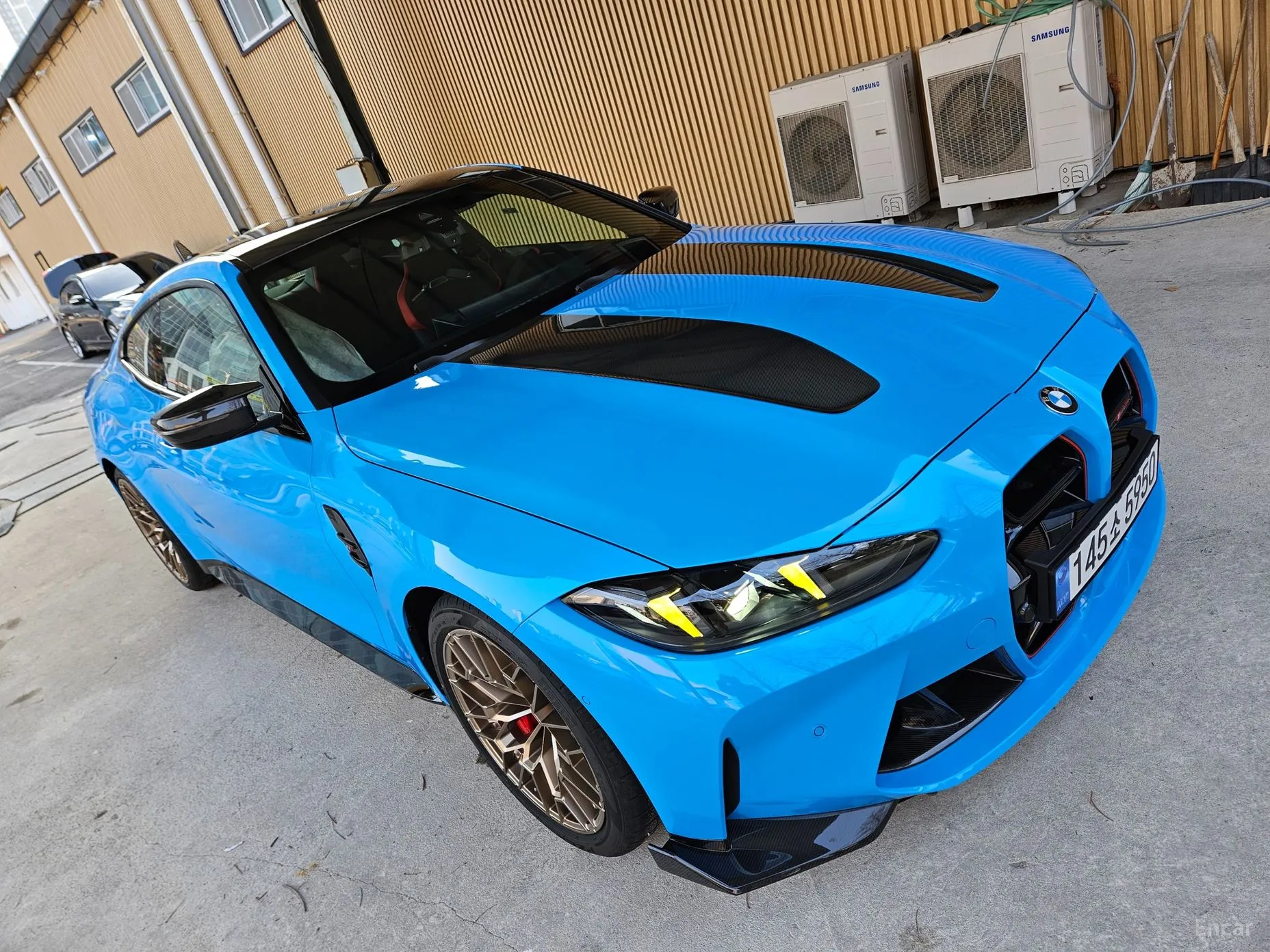 BMW M4 (G82)