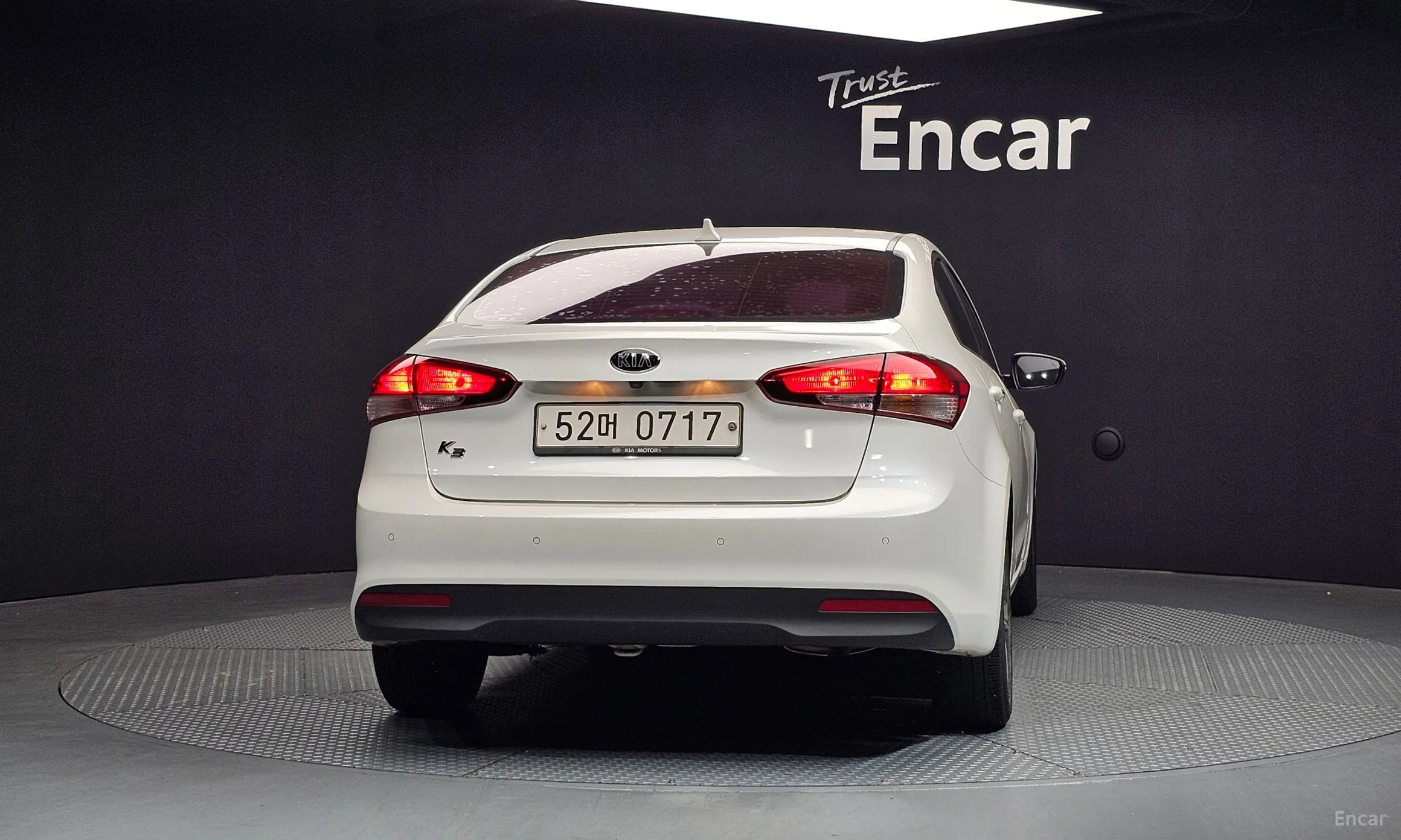 Kia K3 превью 3
