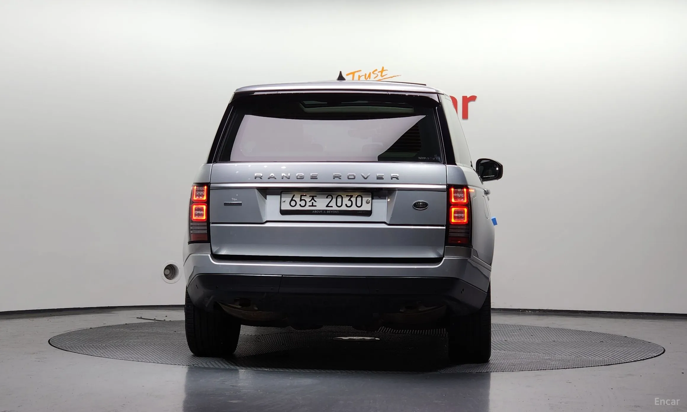 Land Rover Range Rover 4th Generation превью 3