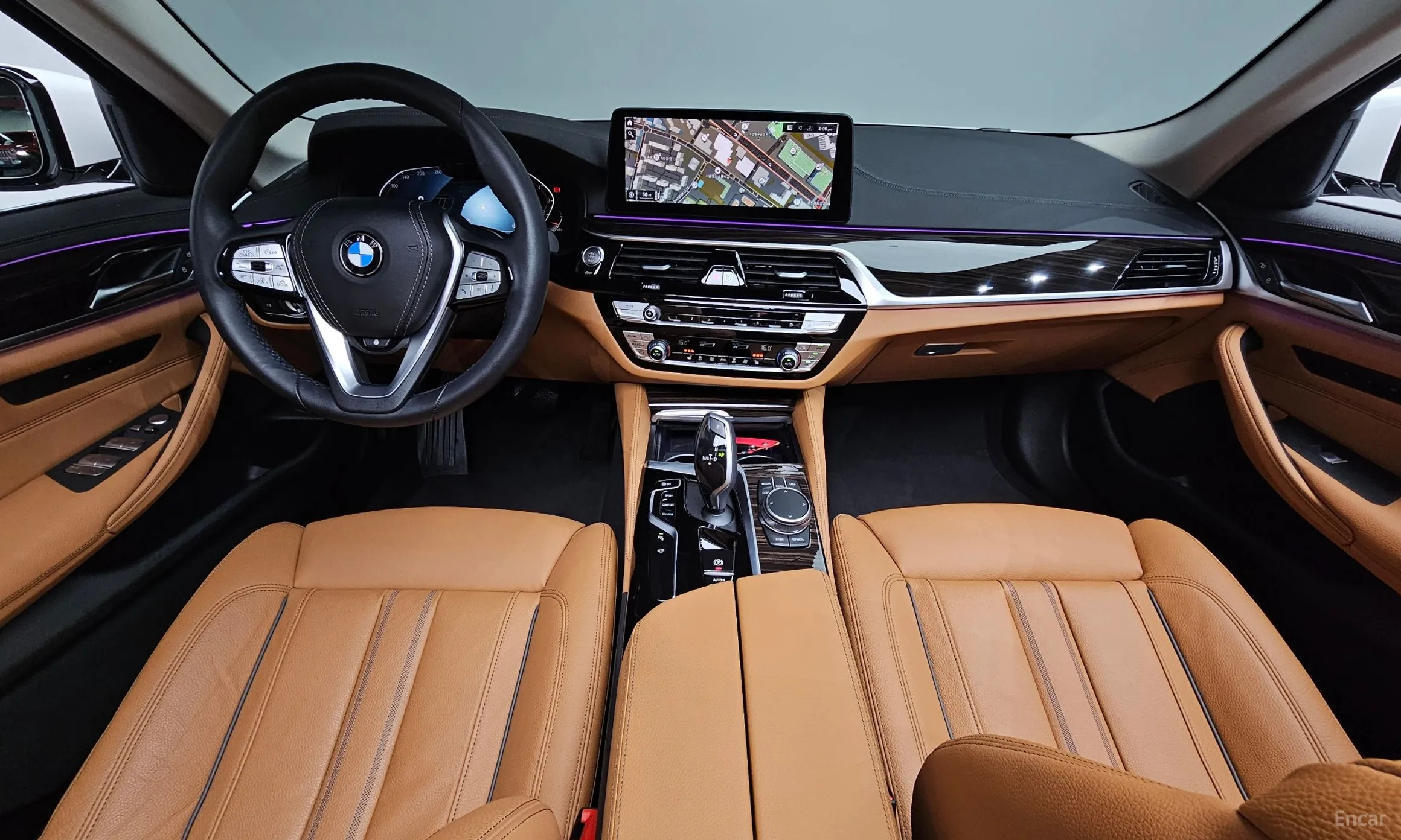 BMW 5 Series (G30) превью 4