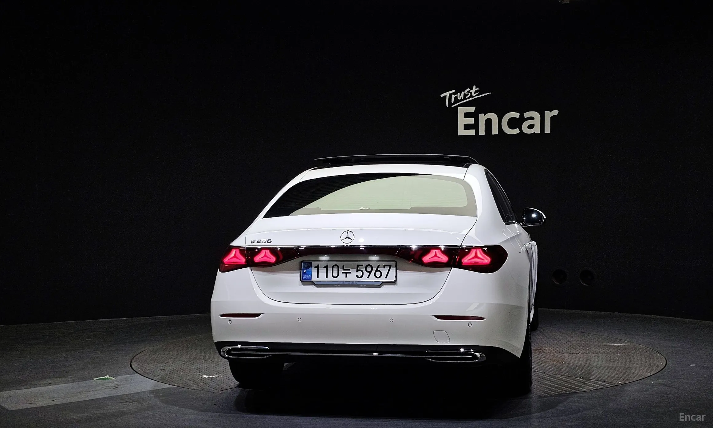 Mercedes Benz E-Class W214 превью 3