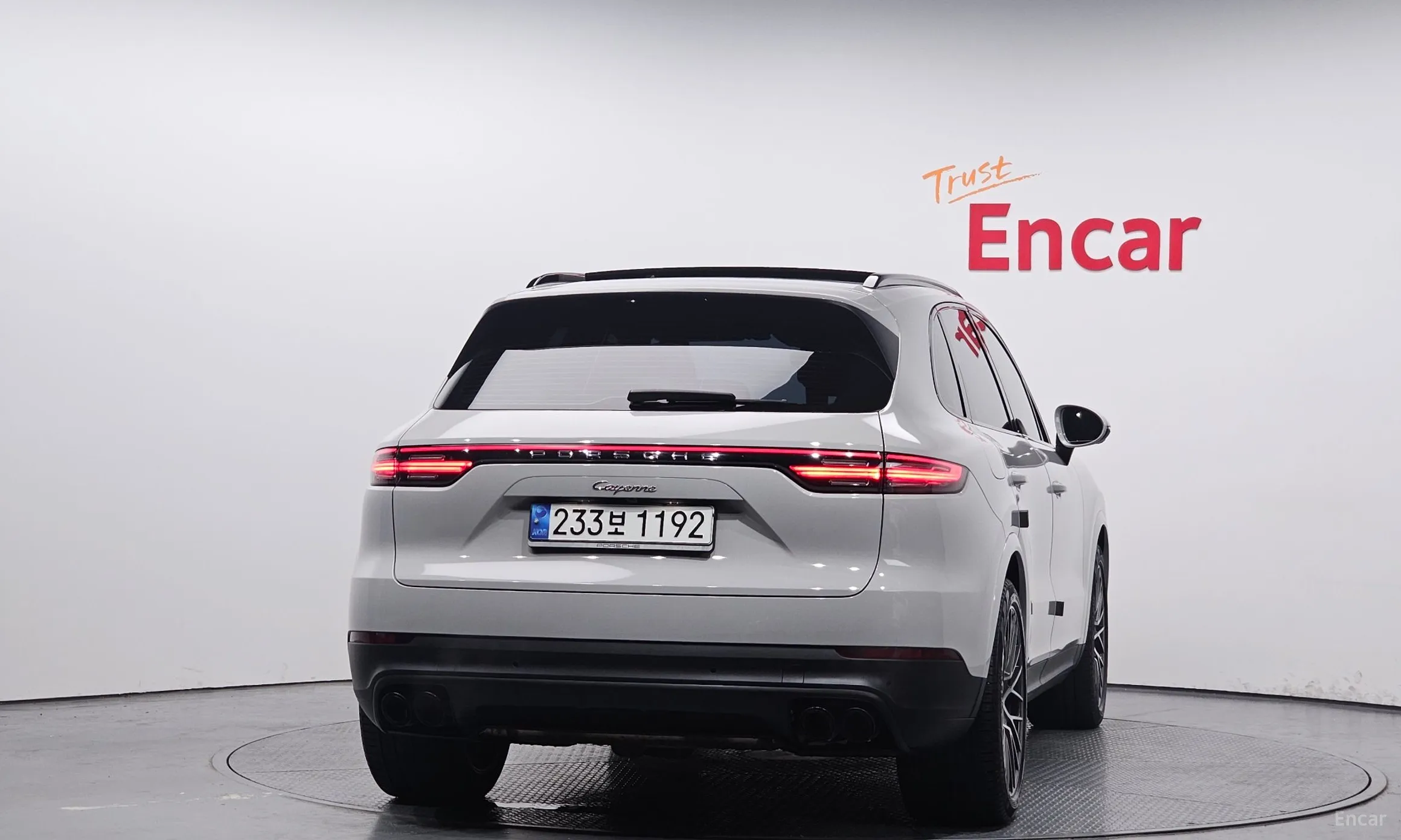 Porsche Cayenne (PO536) превью 3