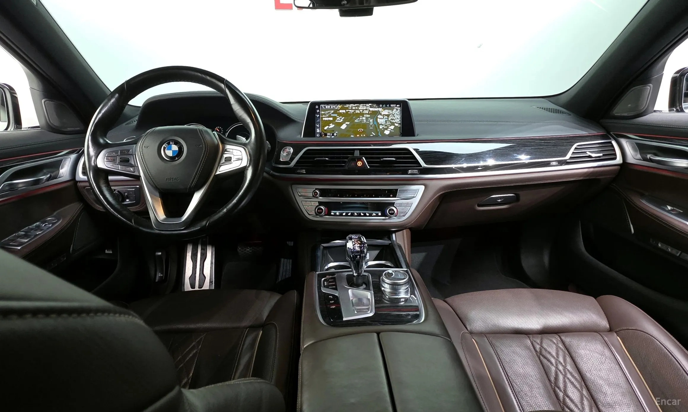 BMW 7 Series (G11) превью 4