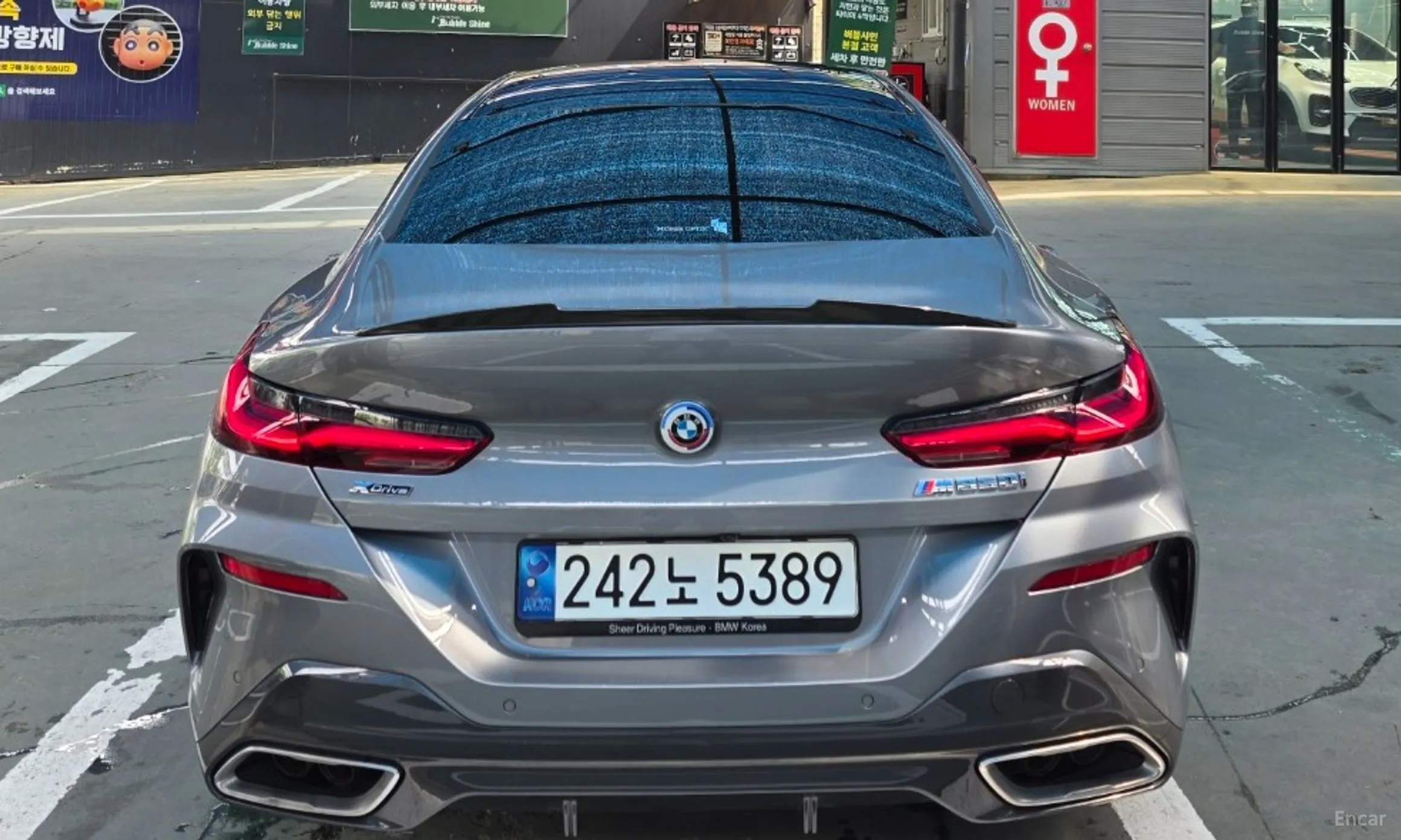 BMW 8-series (G15) превью 3