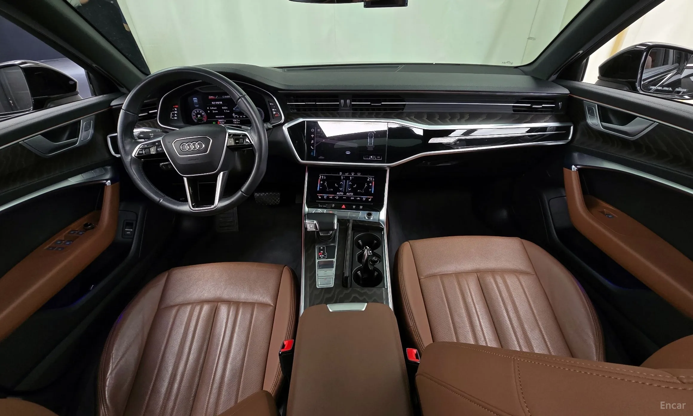 Audi A6 (C8) превью 4