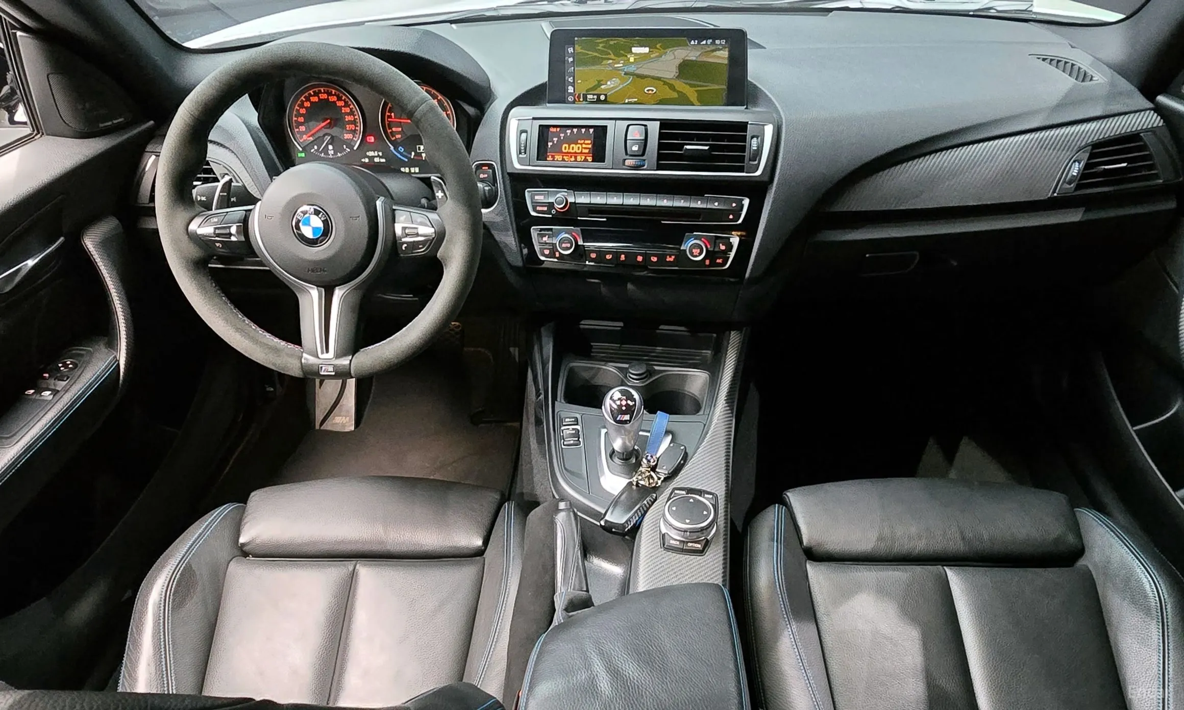 BMW M2 (F87) превью 4