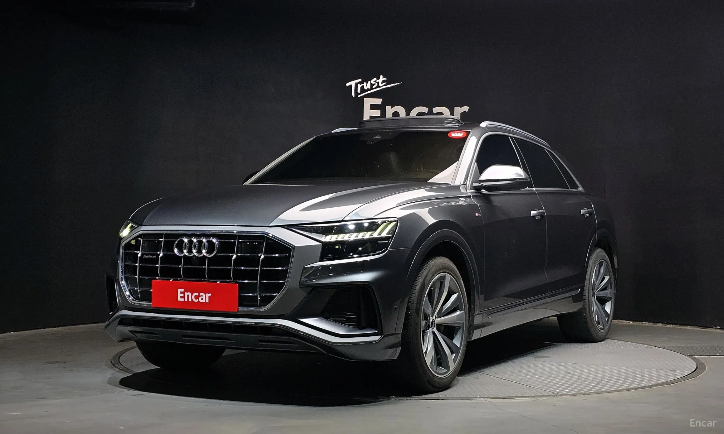 Audi Q8 (4M)