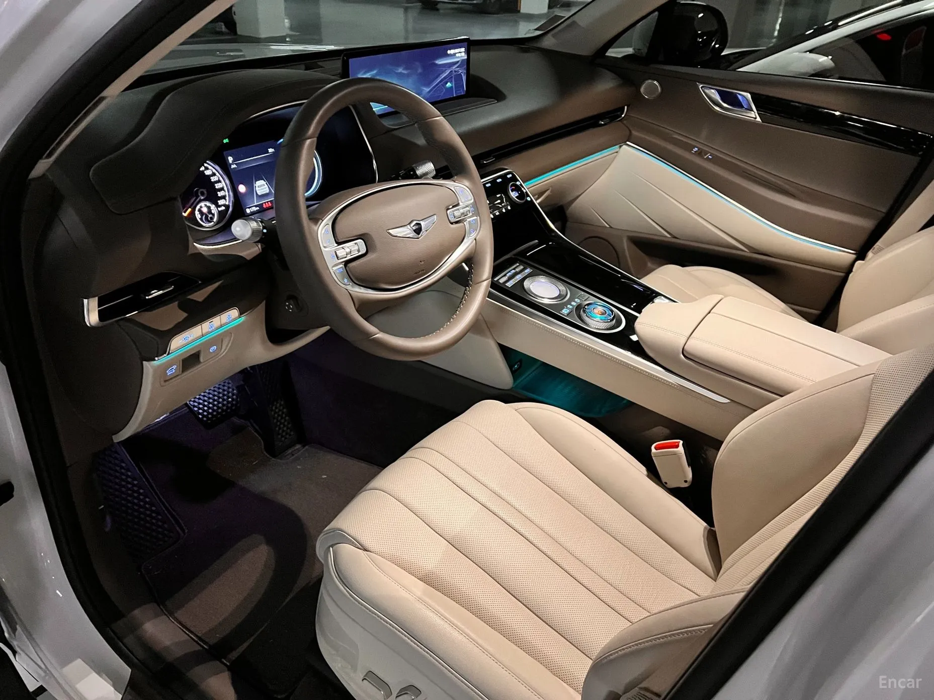 Genesis GV80 превью 3