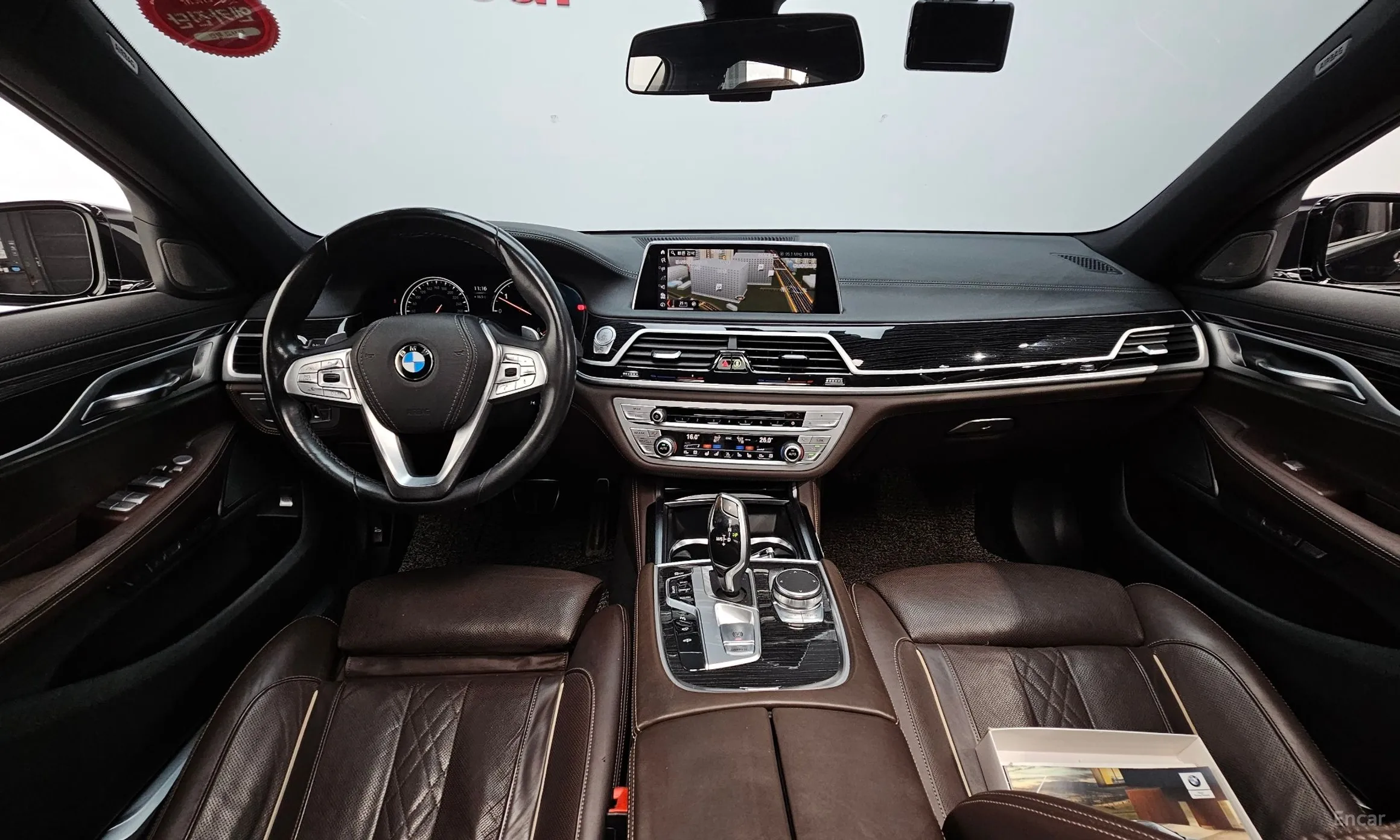 BMW 7 Series (G11) превью 4