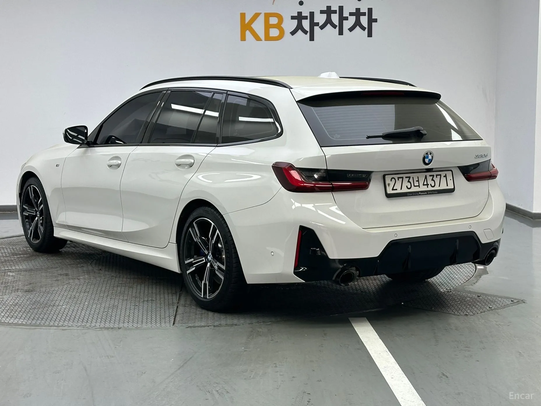 BMW 3 Series (G20) превью 2
