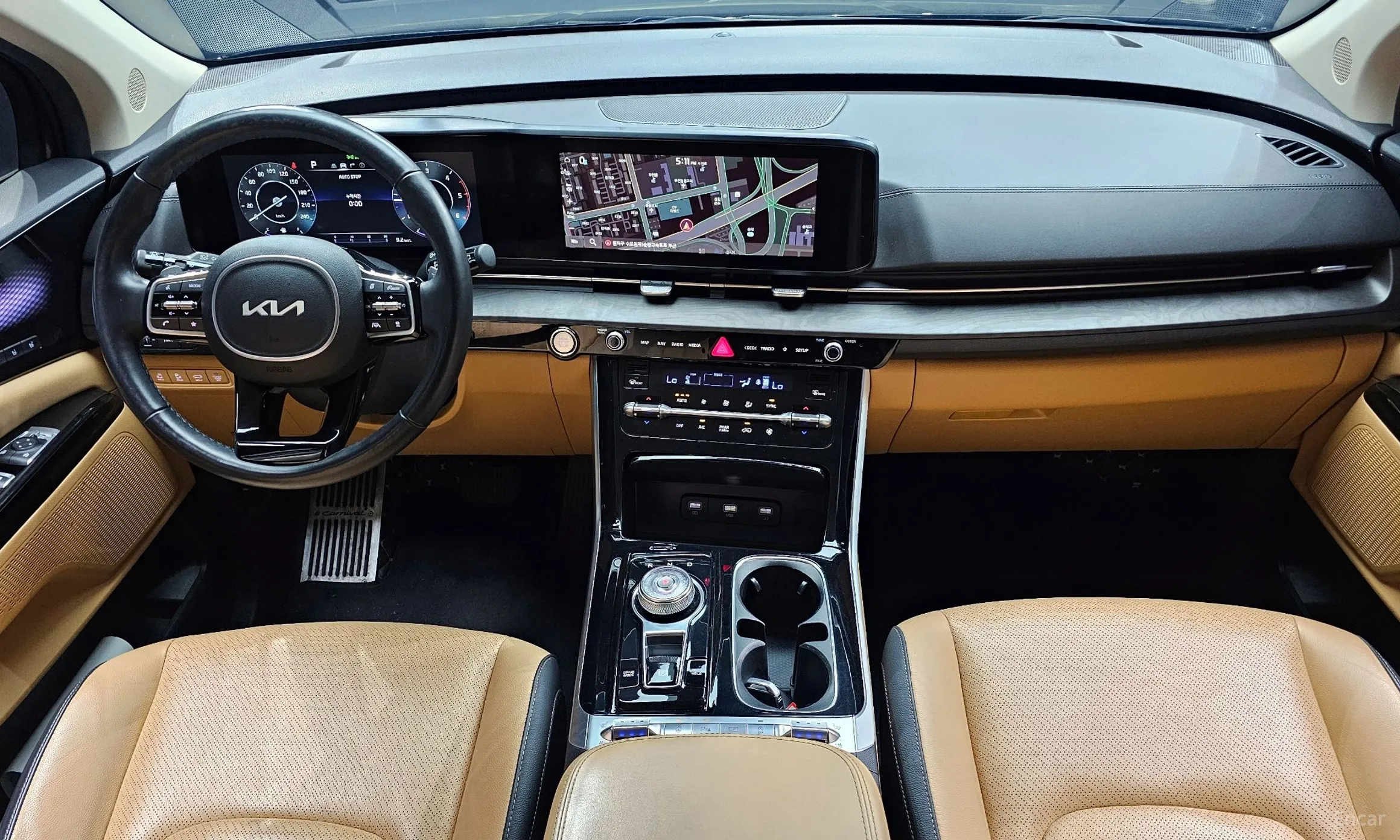 Kia Carnival Gen 4 превью 4