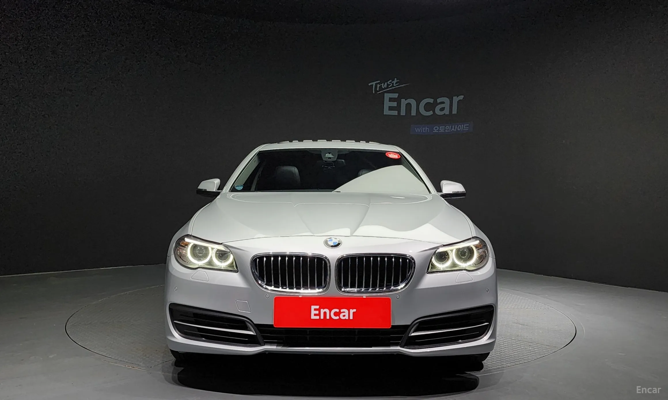 BMW 5 Series (F10)