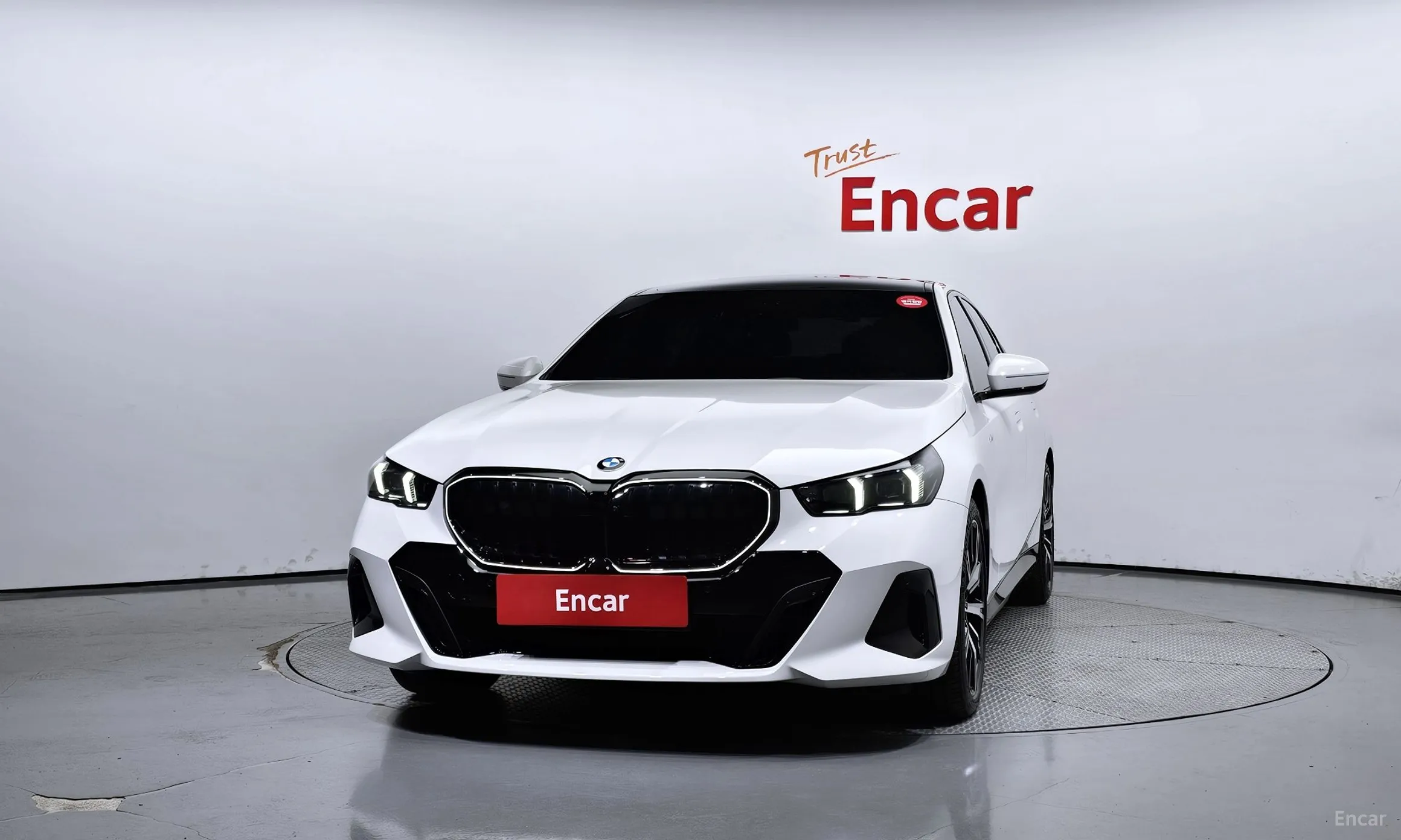 BMW 5 Series (G60)