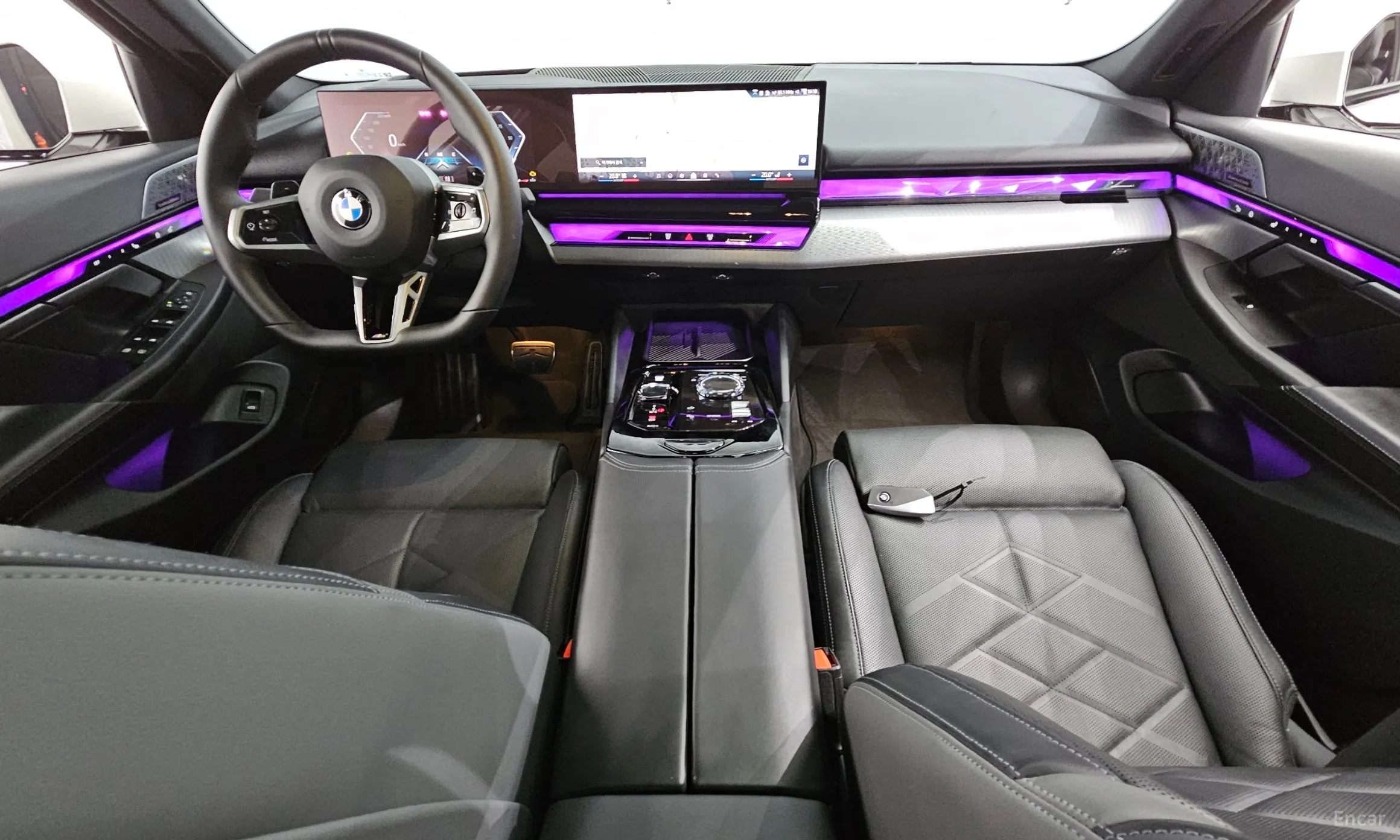 BMW 5 Series (G60) превью 4