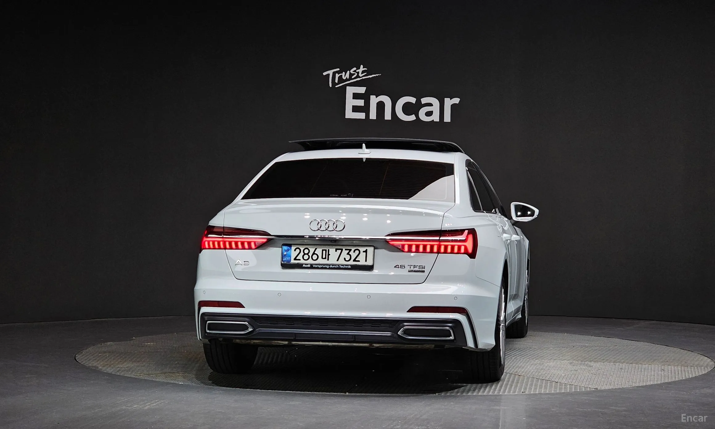 Audi A6 (C8) превью 3