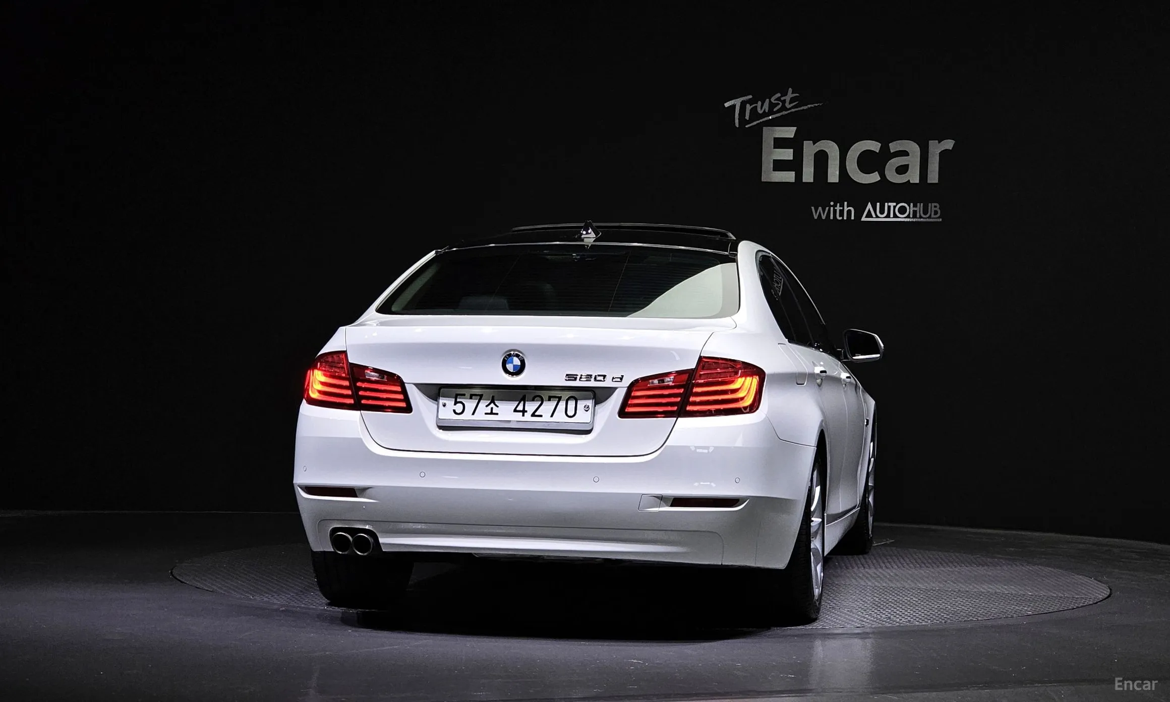 BMW 5 Series (F10) превью 3