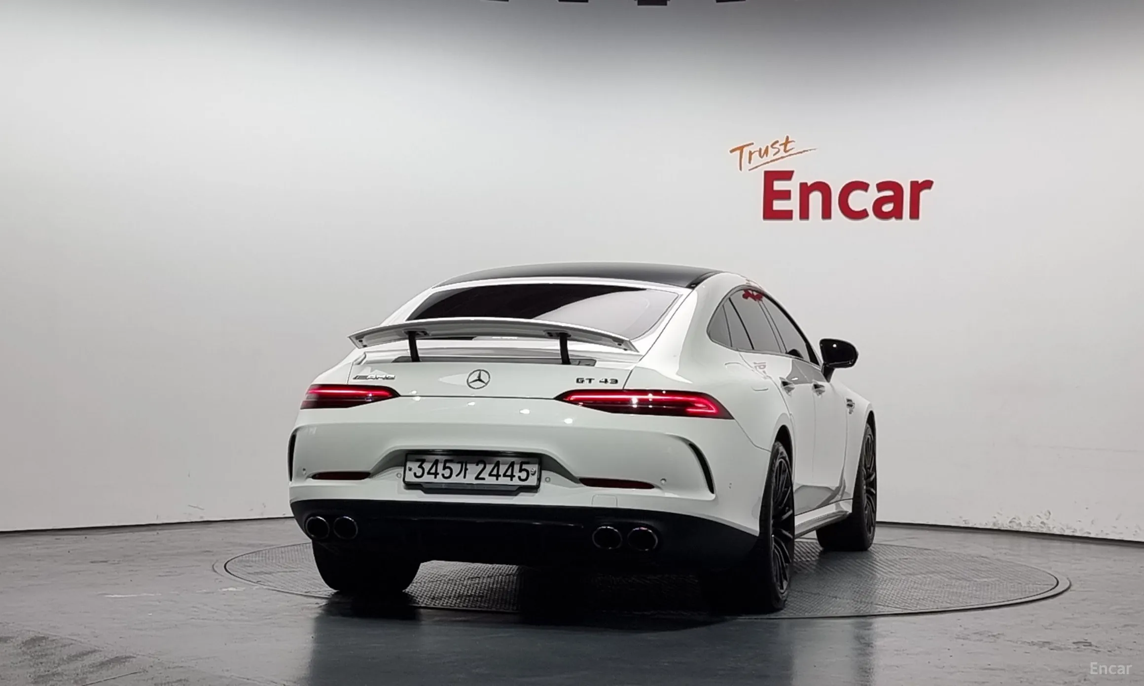 Mercedes Benz AMG GT превью 3