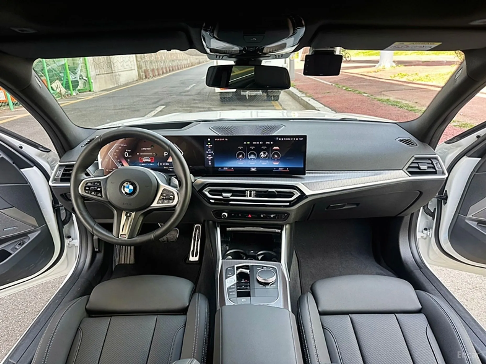 BMW 3 Series (G20) превью 4