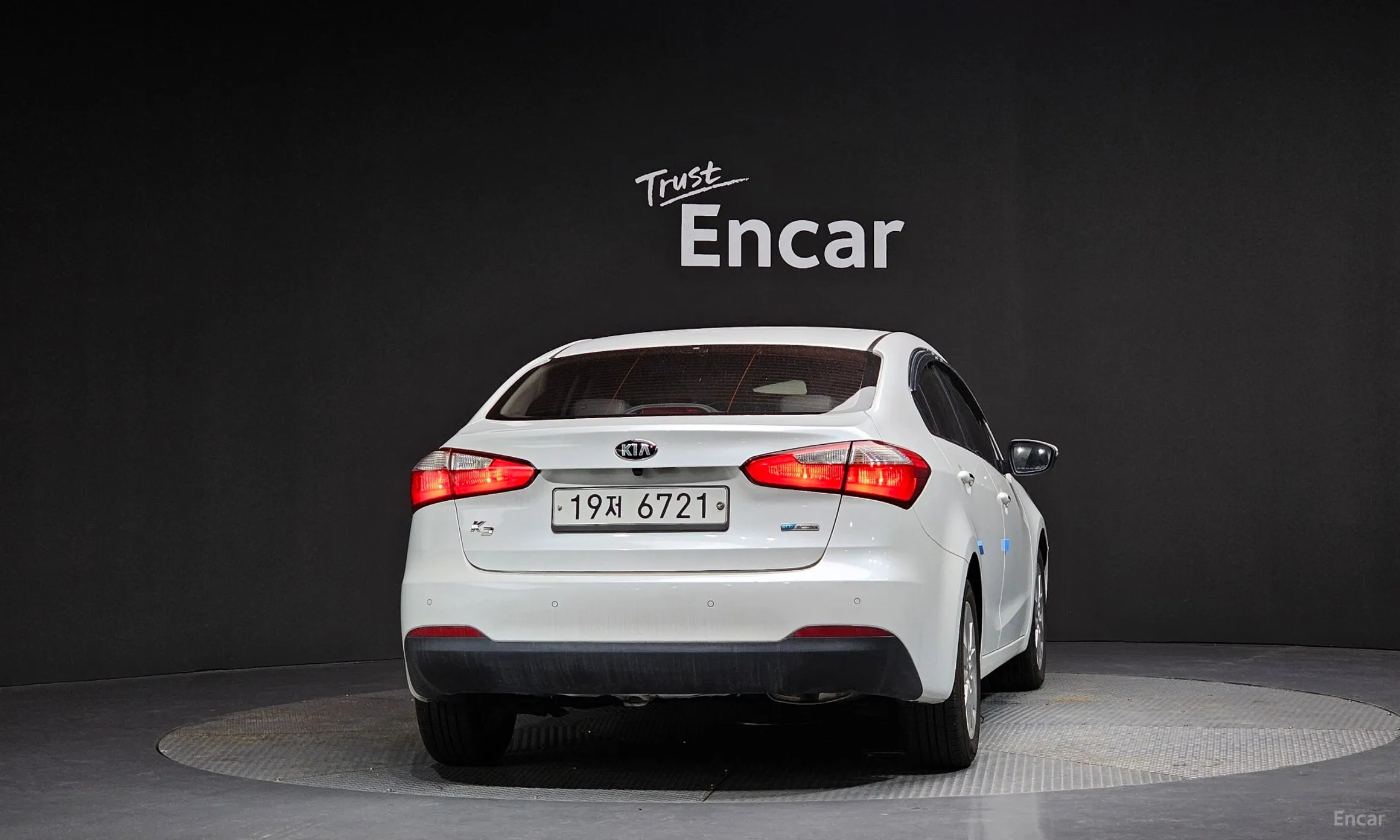 Kia K3 превью 3
