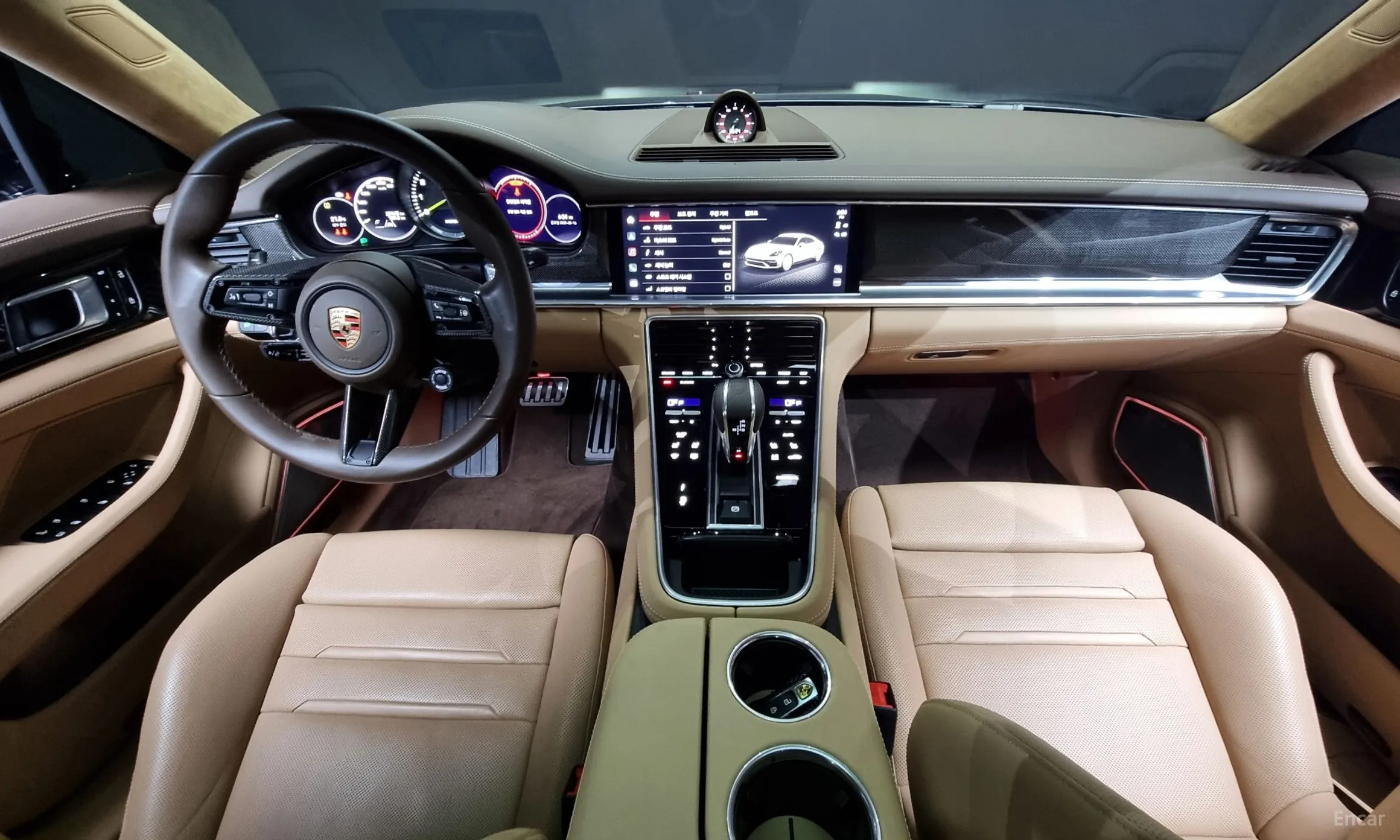 Porsche Panamera (971) превью 4