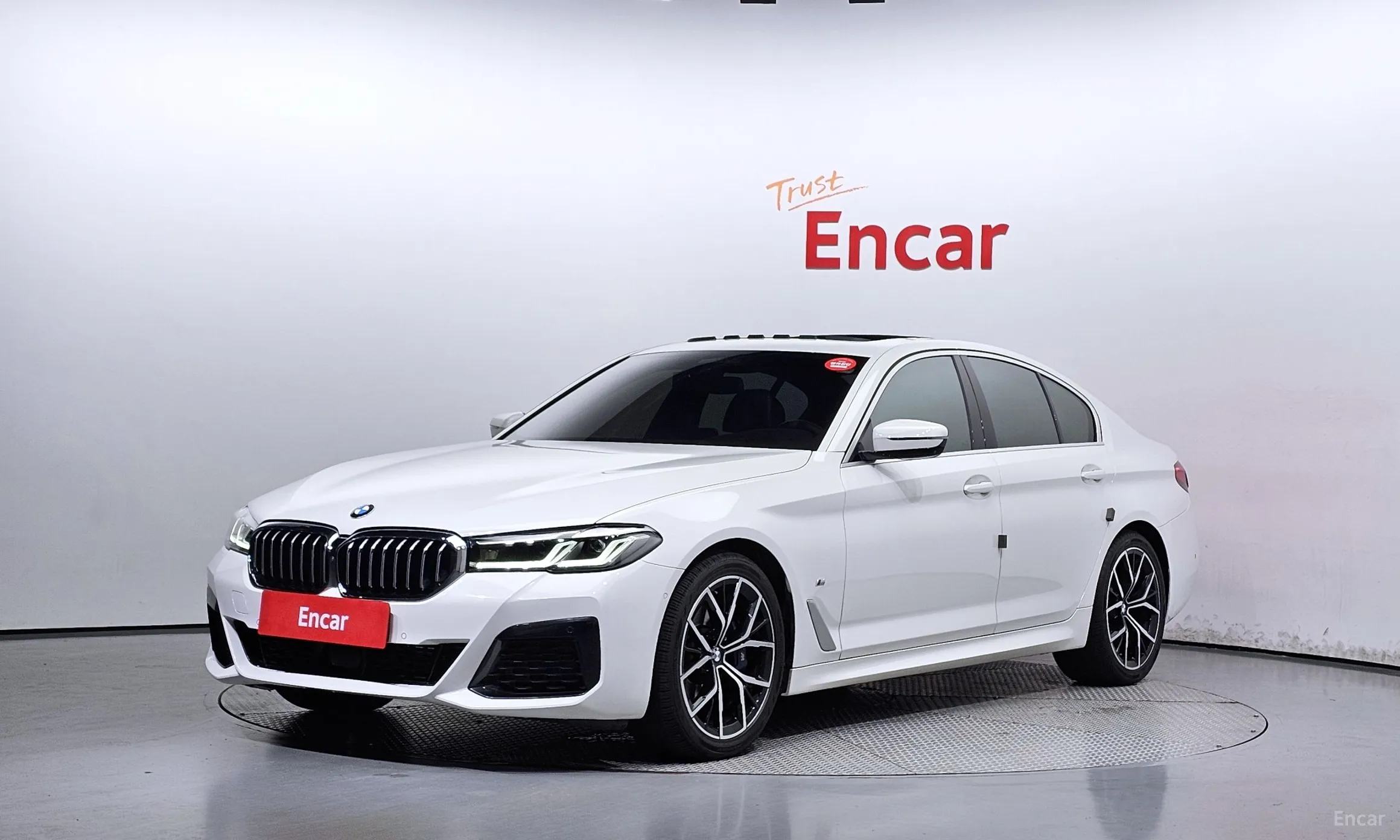 BMW 5 Series (G30)