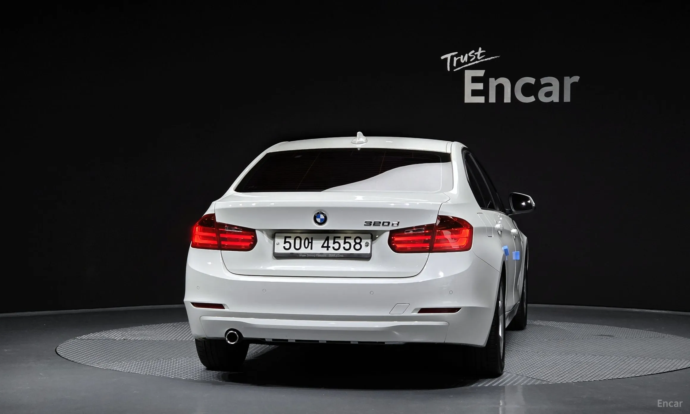 BMW 3 Series (F30) превью 3