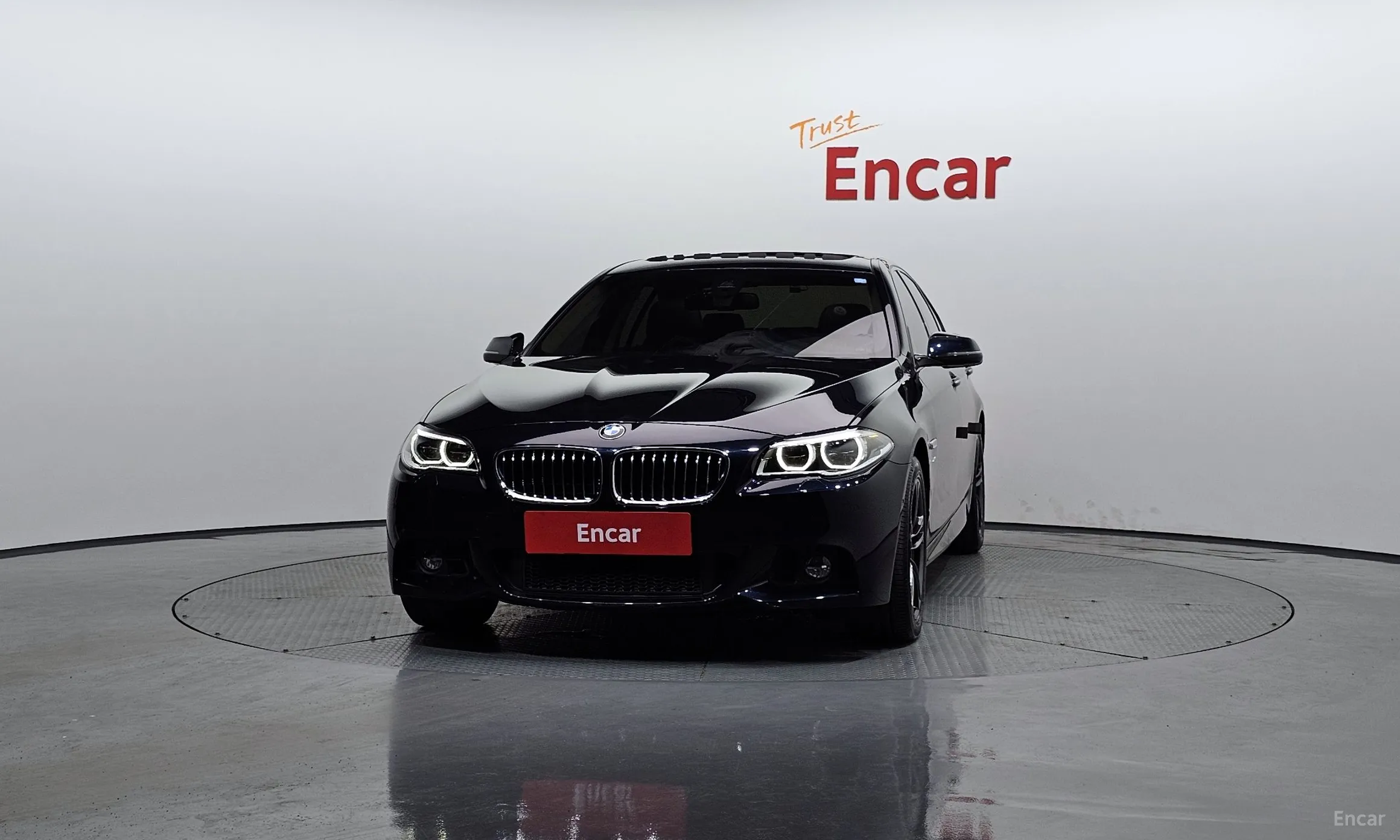 BMW 5 Series (F10) превью 2