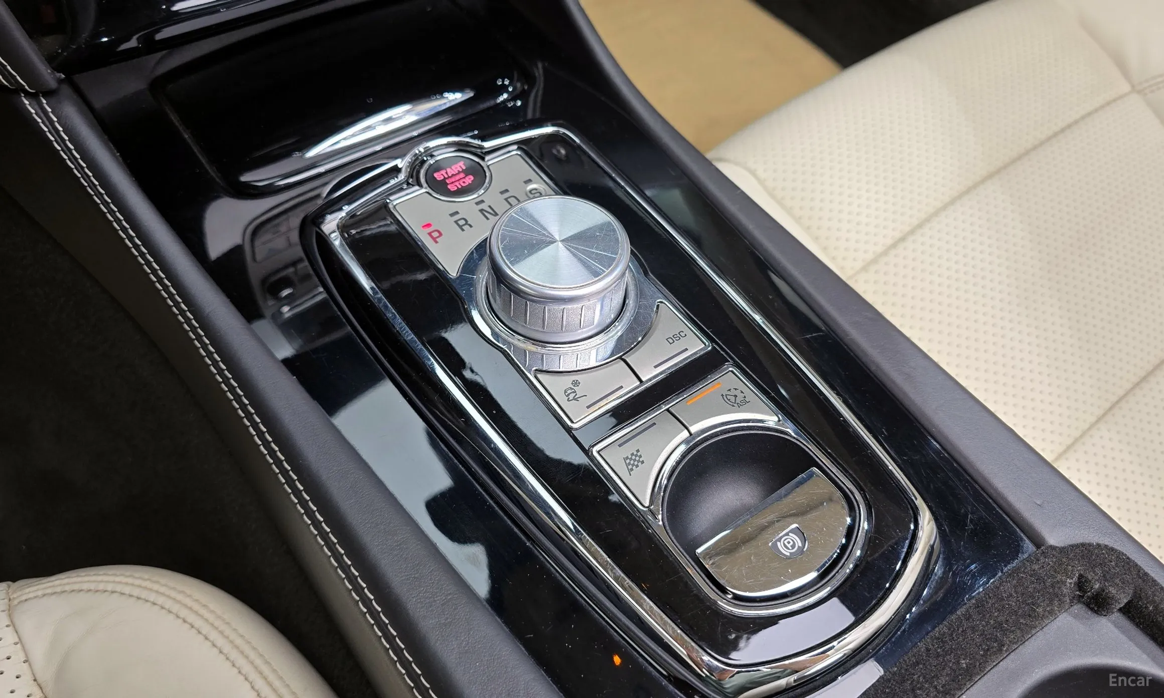Jaguar XKR превью 9
