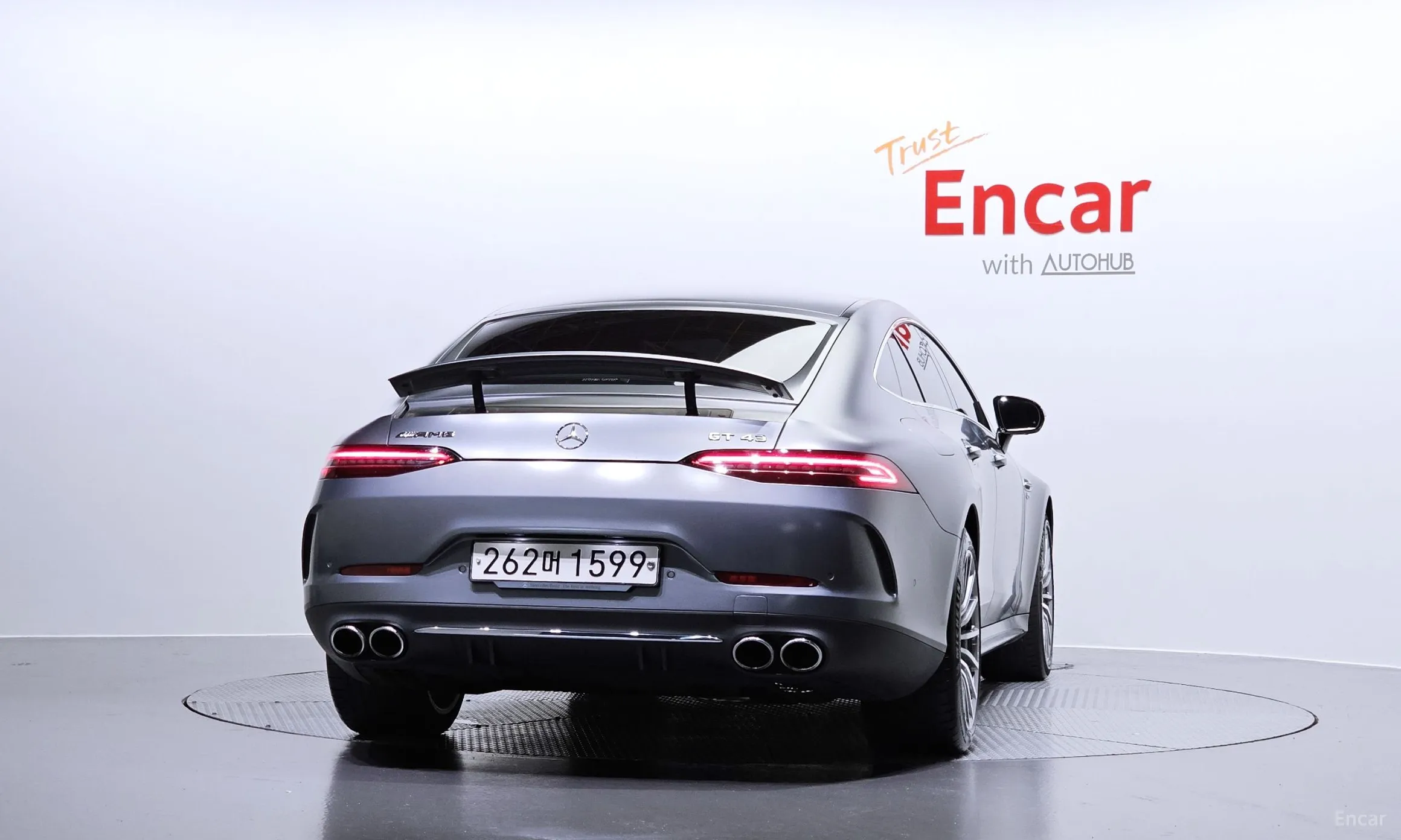Mercedes Benz AMG GT превью 3
