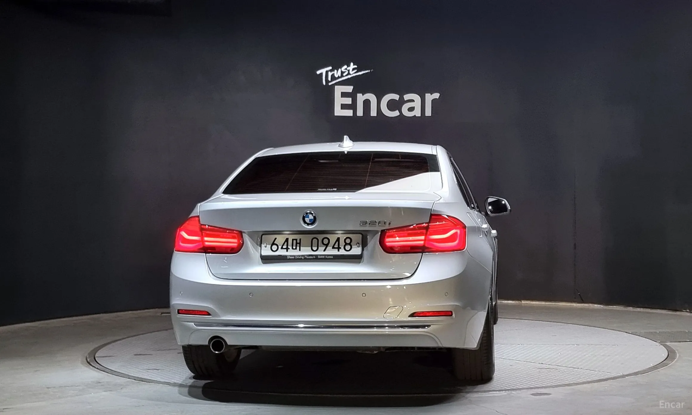 BMW 3 Series (F30) превью 3