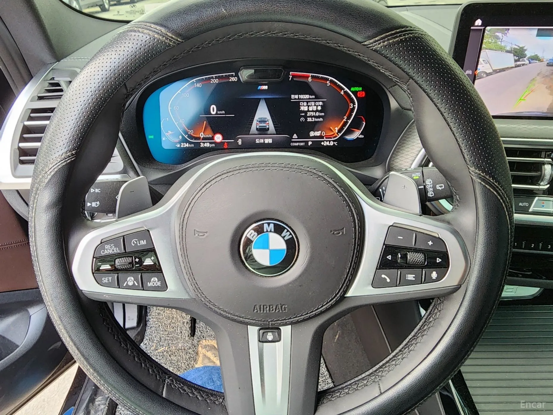 BMW X3 (G01) превью 4