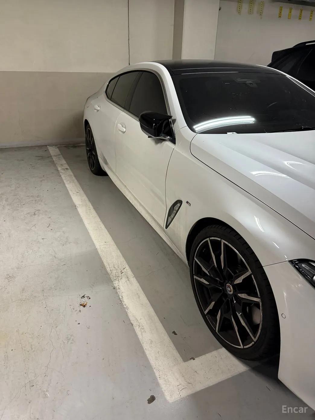 BMW 8-series (G15)