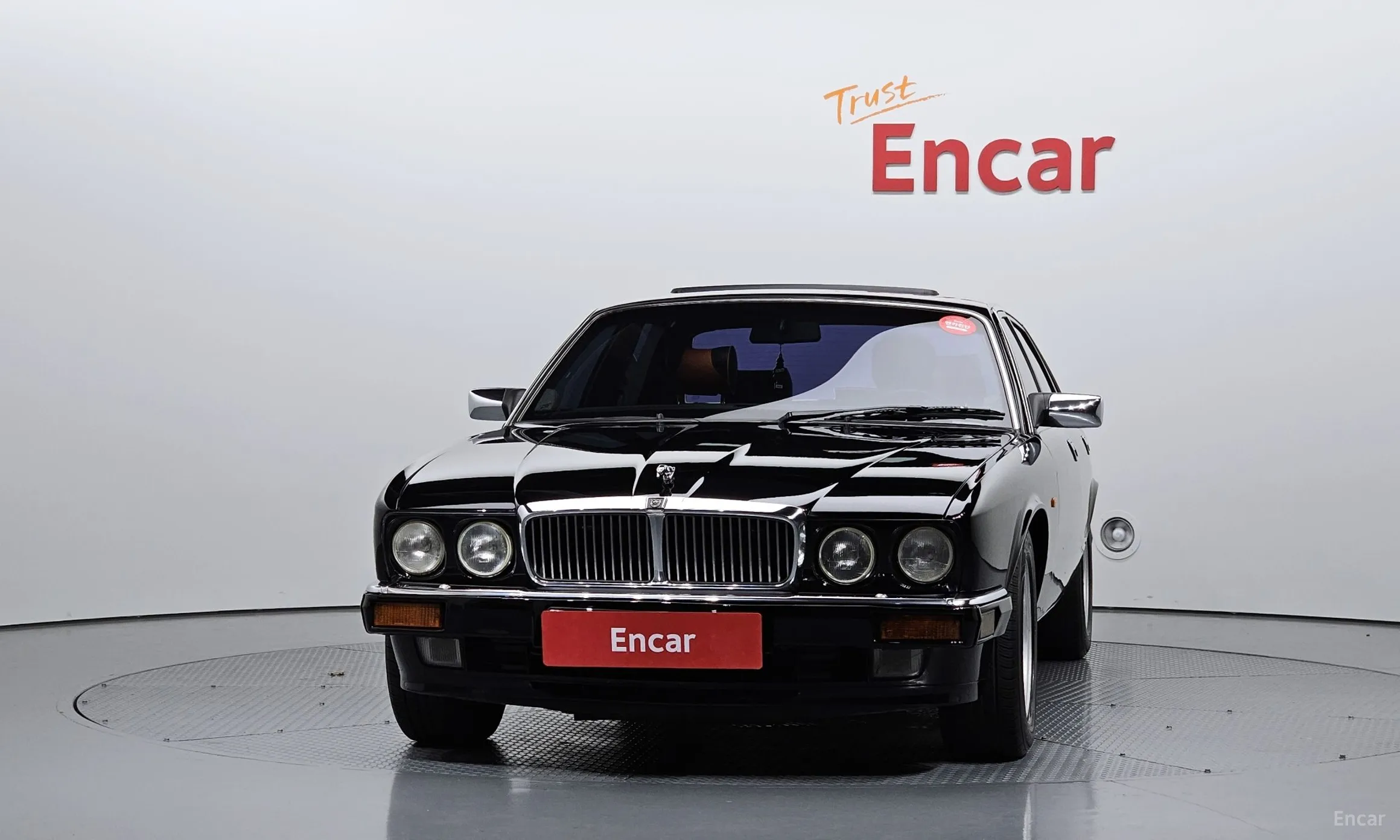 Jaguar XJ-6 превью 3