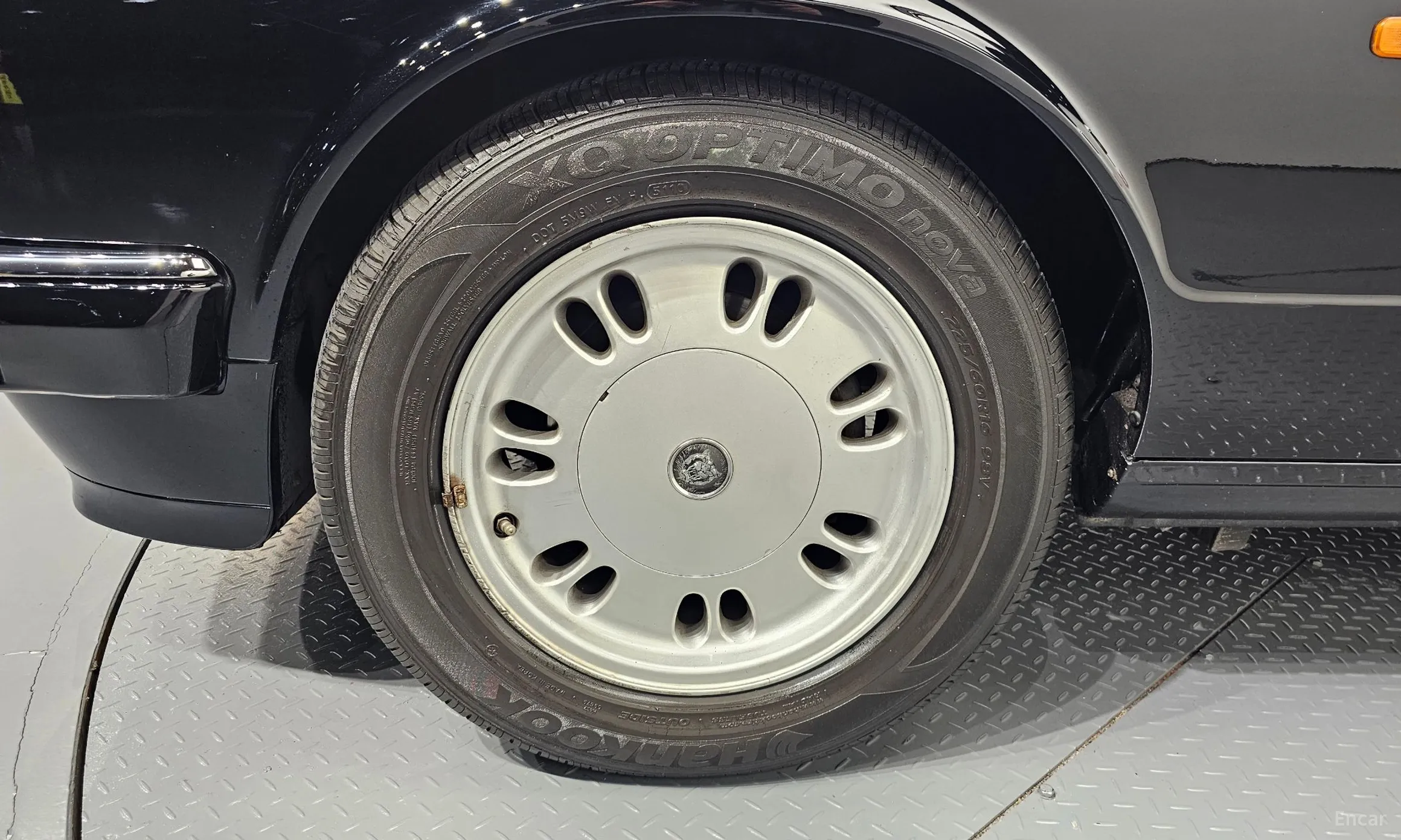 Jaguar XJ-6 превью 5