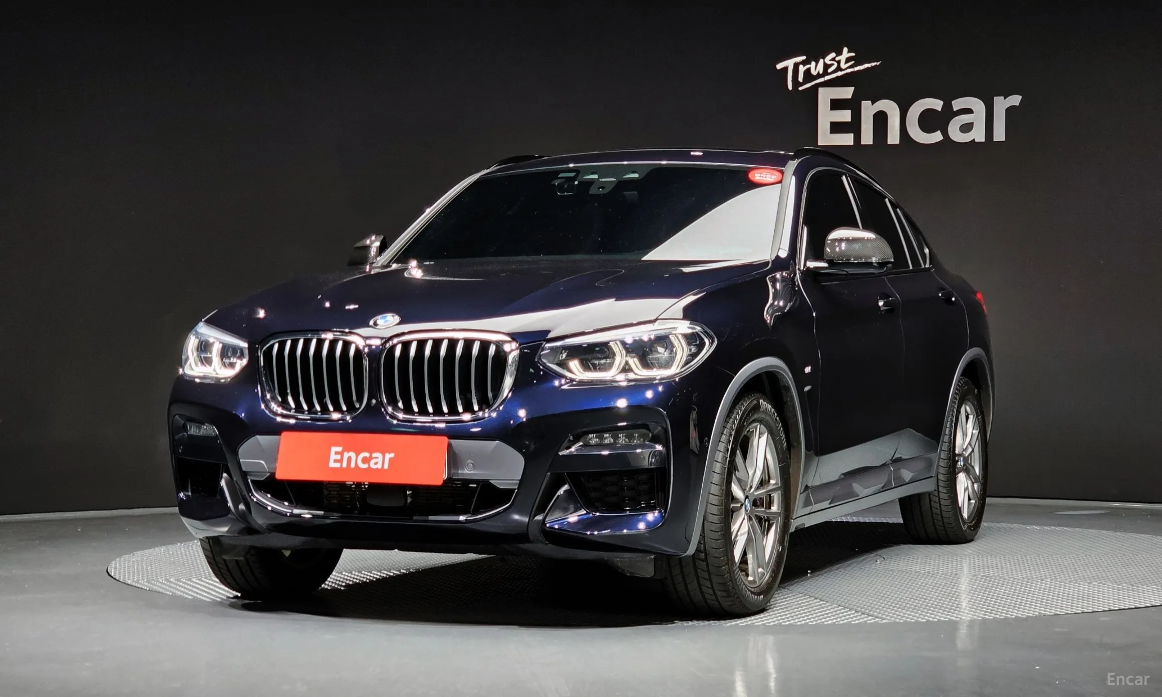 X4 (G02)