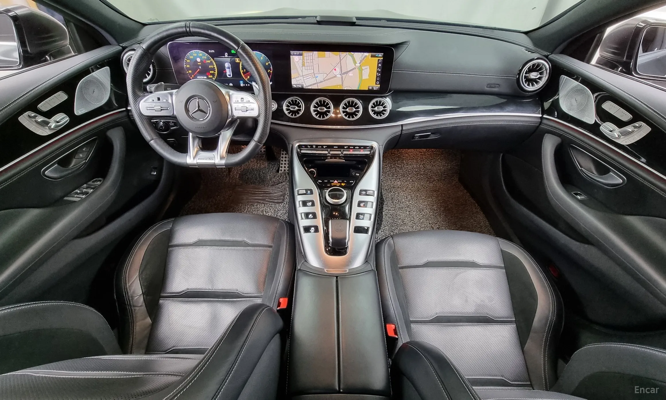 Mercedes Benz AMG GT превью 4