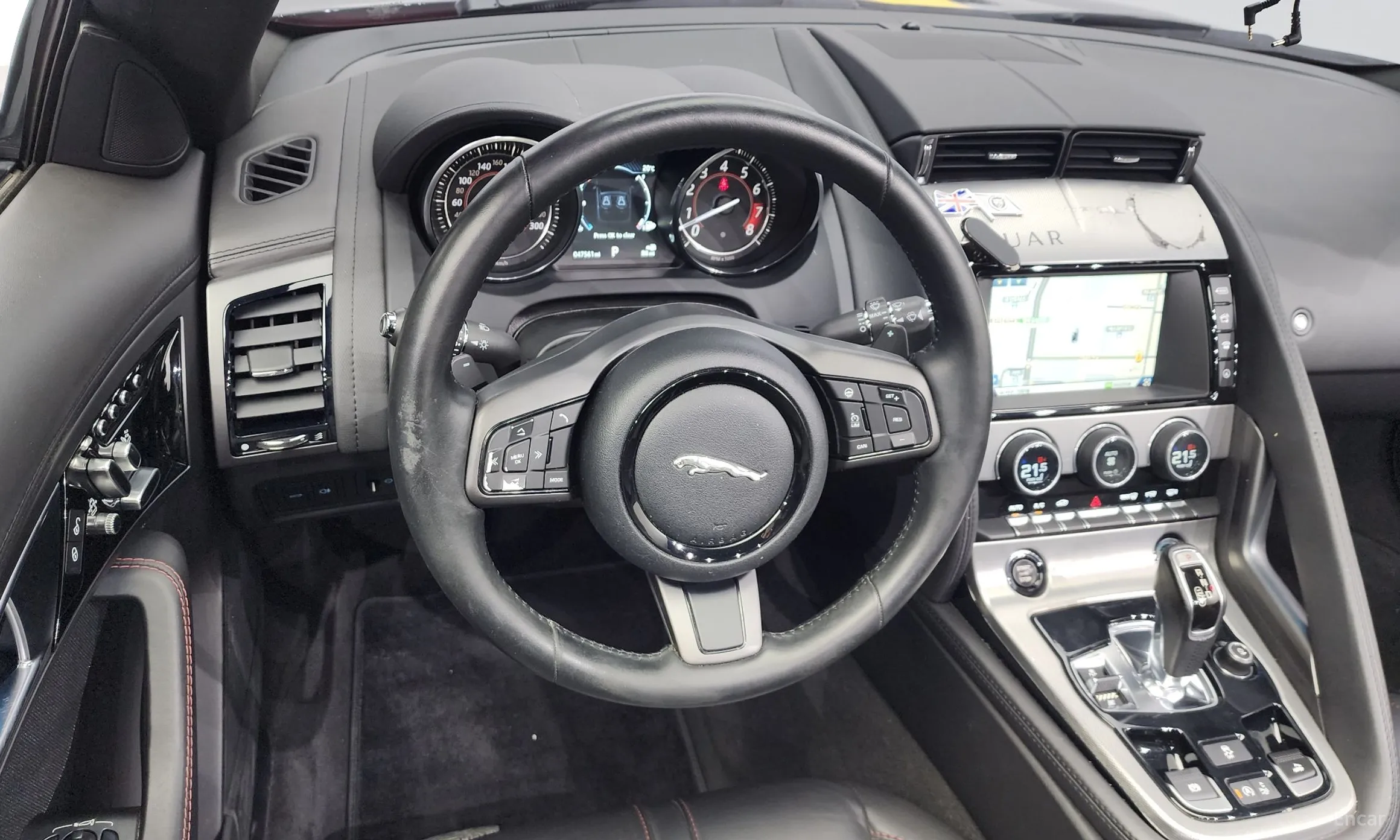 Jaguar F-TYPE превью 12