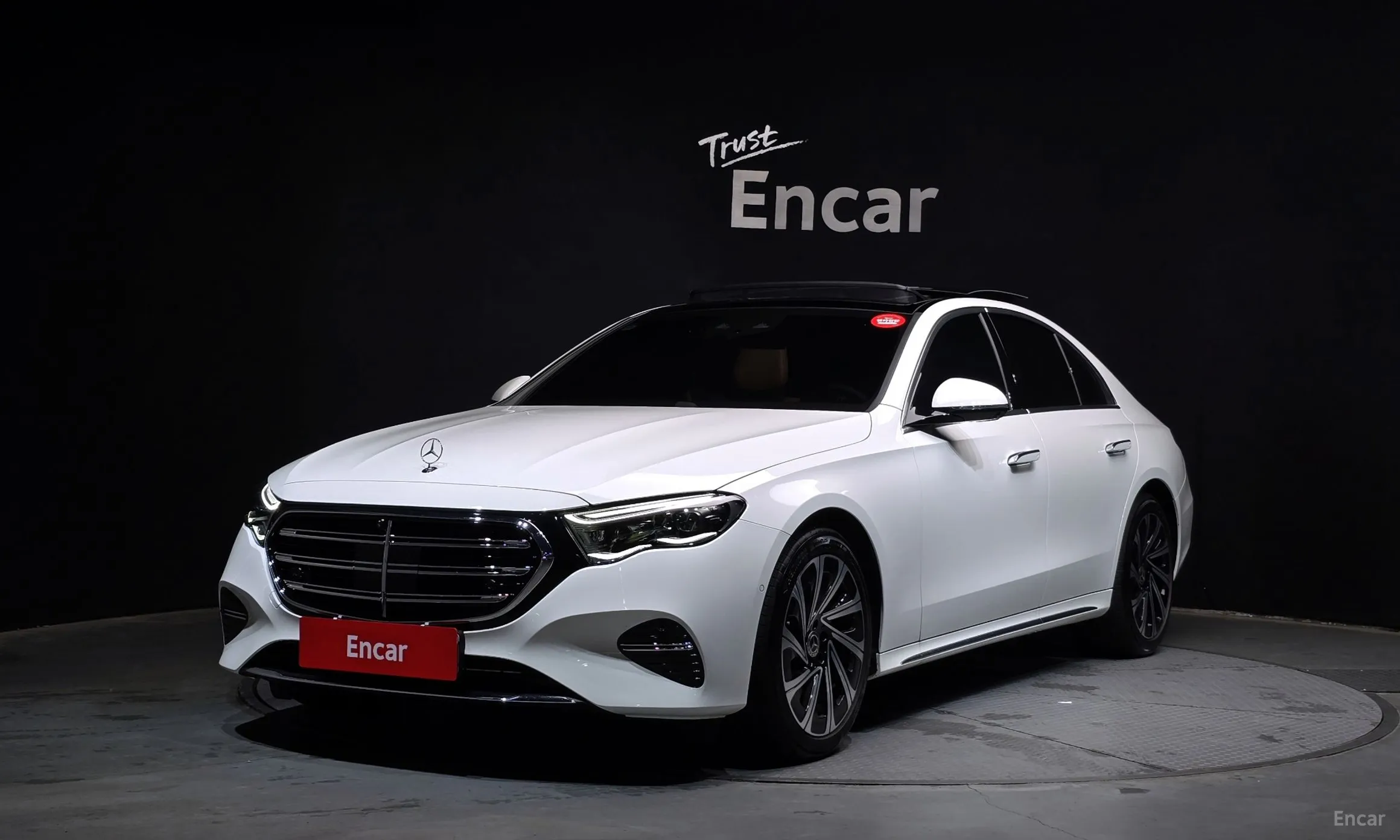 E-Class W214