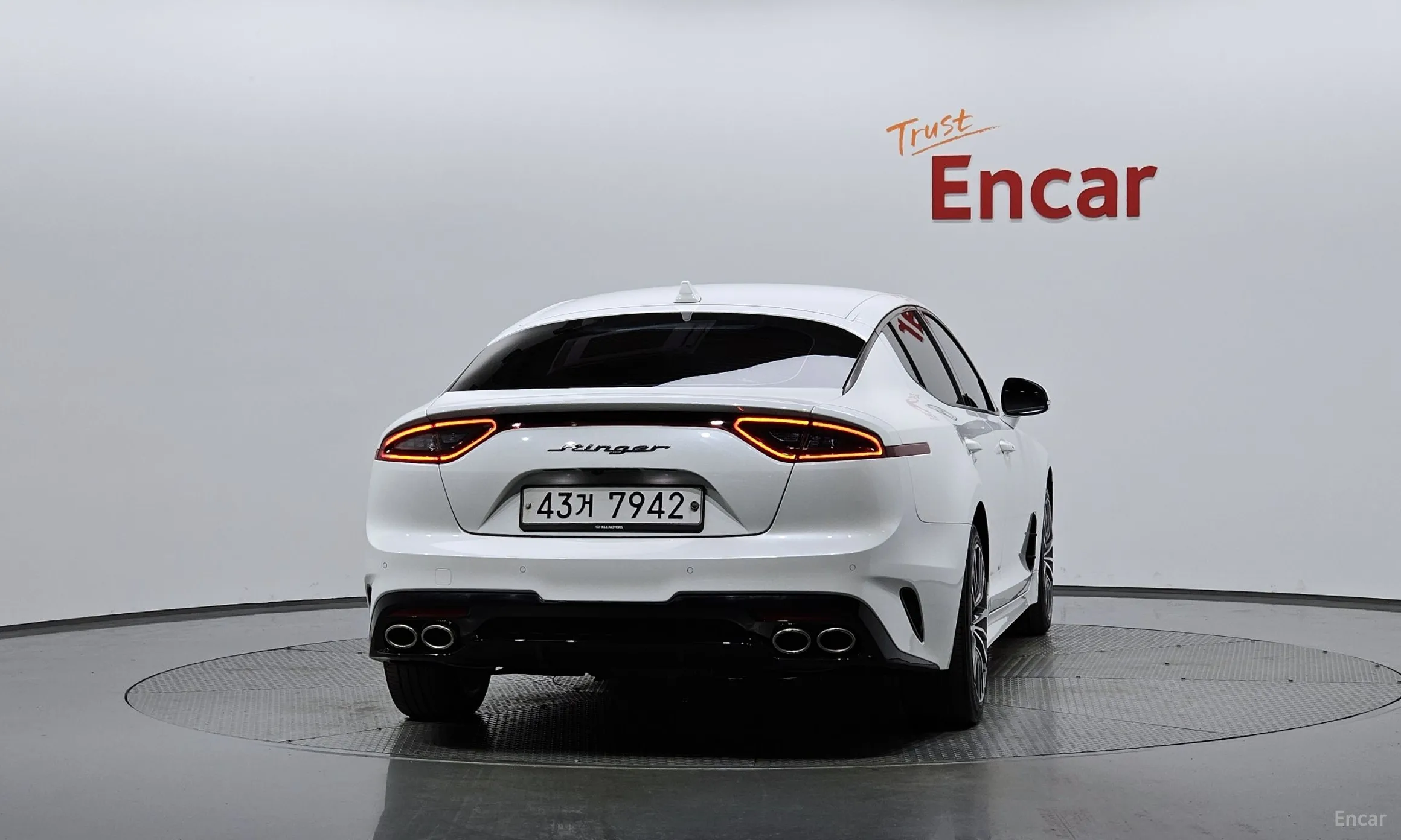 Kia Stinger превью 3